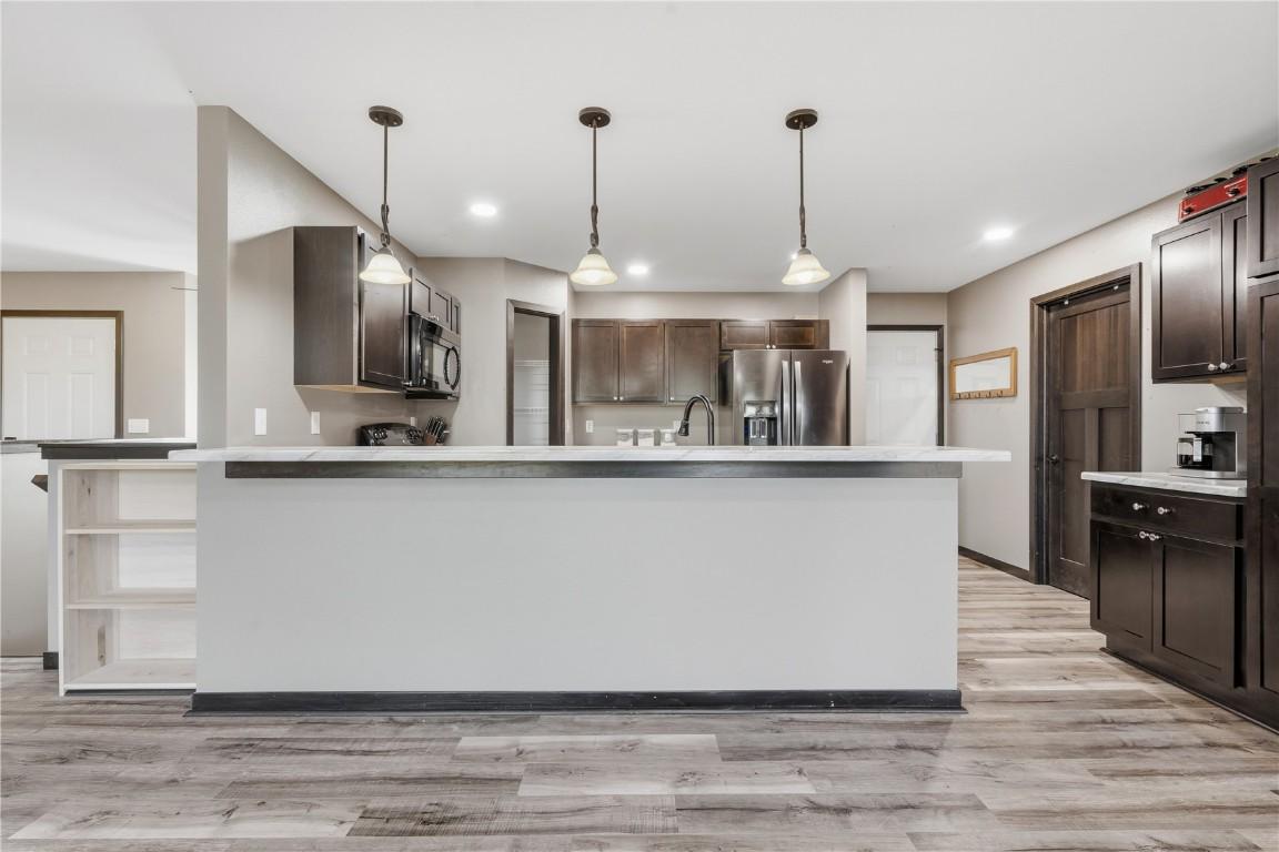 Anamosa, Iowa, 52205, United States, 5 Bedrooms Bedrooms, ,3 BathroomsBathrooms,Residential,For Sale,1975934