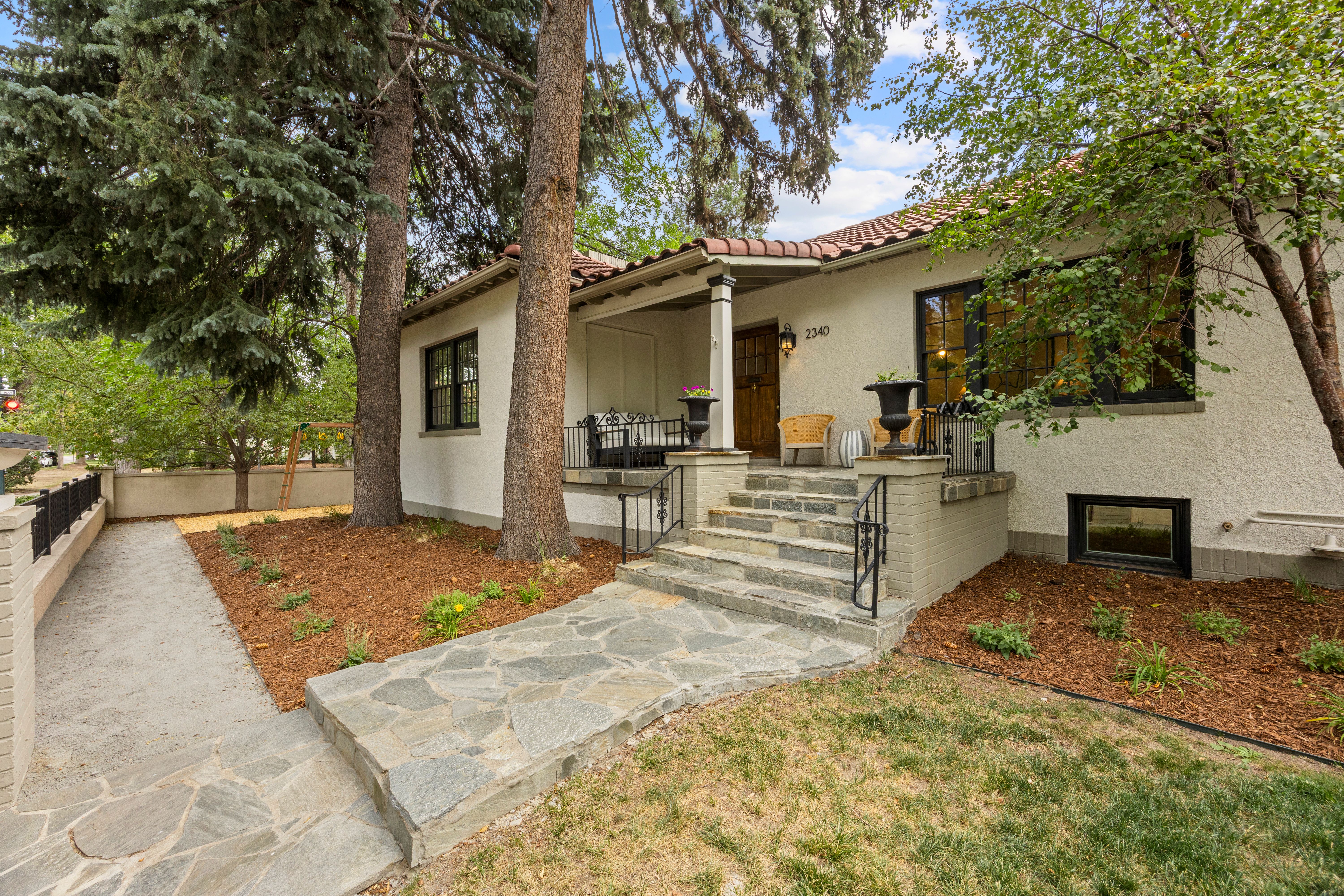  Mediterranean Masterpiece Spanning Prestigious 7th Avenue Parkway - 物件實景