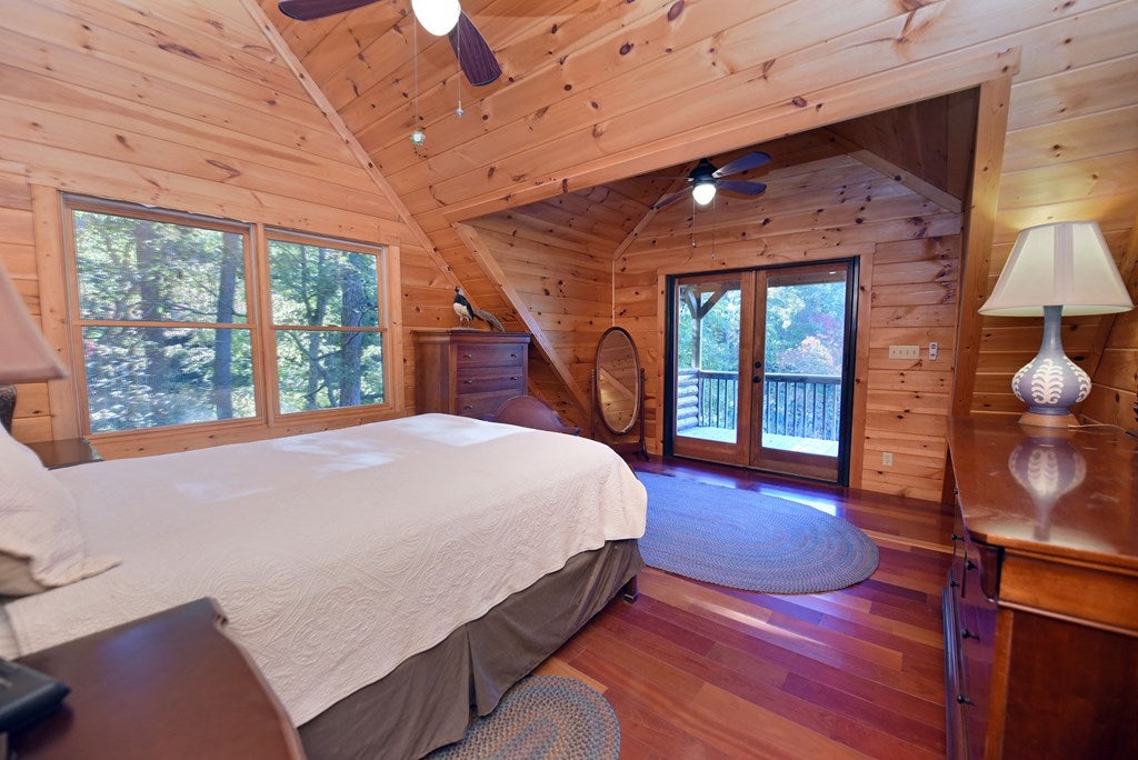 Suches, Georgia, 30572, United States, 3 Bedrooms Bedrooms, ,3 BathroomsBathrooms,Residential,For Sale,1877290