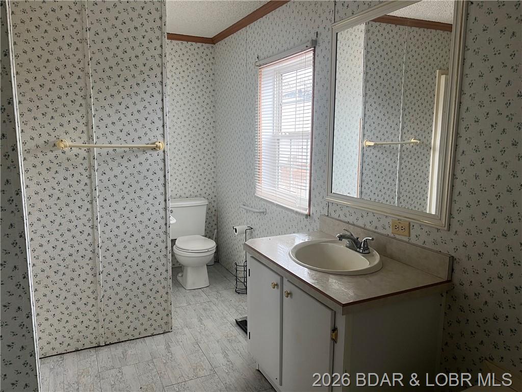 Stover, Missouri, 65078, United States, 3 Bedrooms Bedrooms, ,2 BathroomsBathrooms,Residential,For Sale,2009254