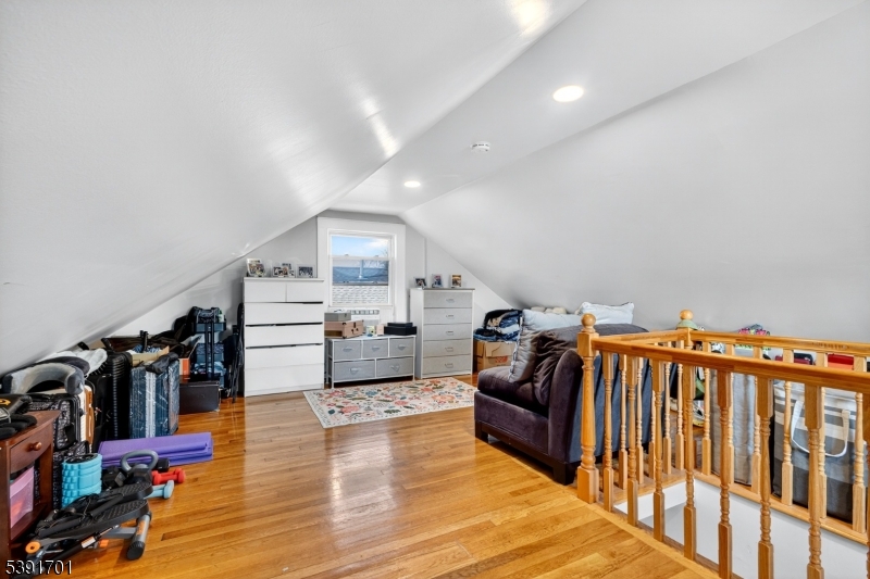 Roselle Park Boro, New Jersey, 07204, United States, 4 Bedrooms Bedrooms, ,3 BathroomsBathrooms,Residential,For Sale,1970229