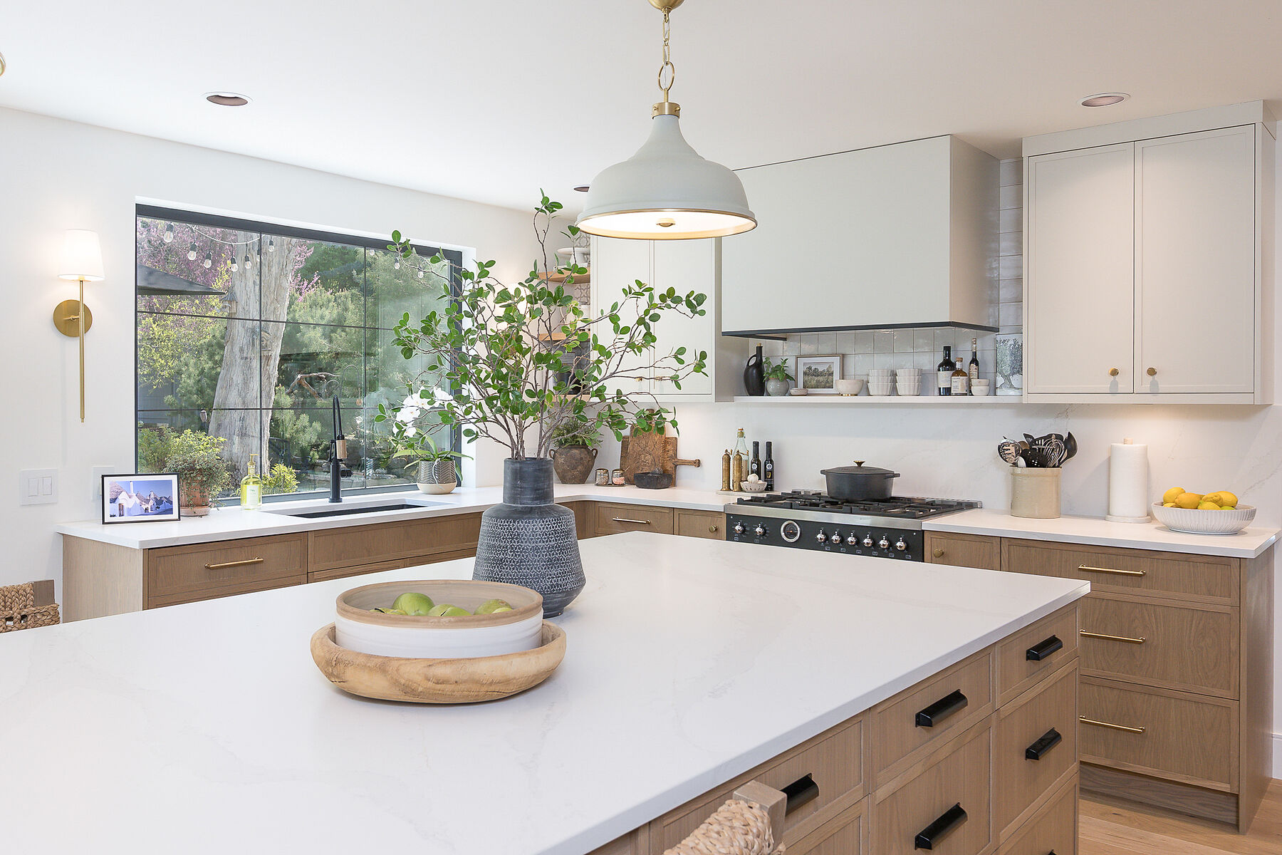  Stunning Home in East Kelowna - 物件實景