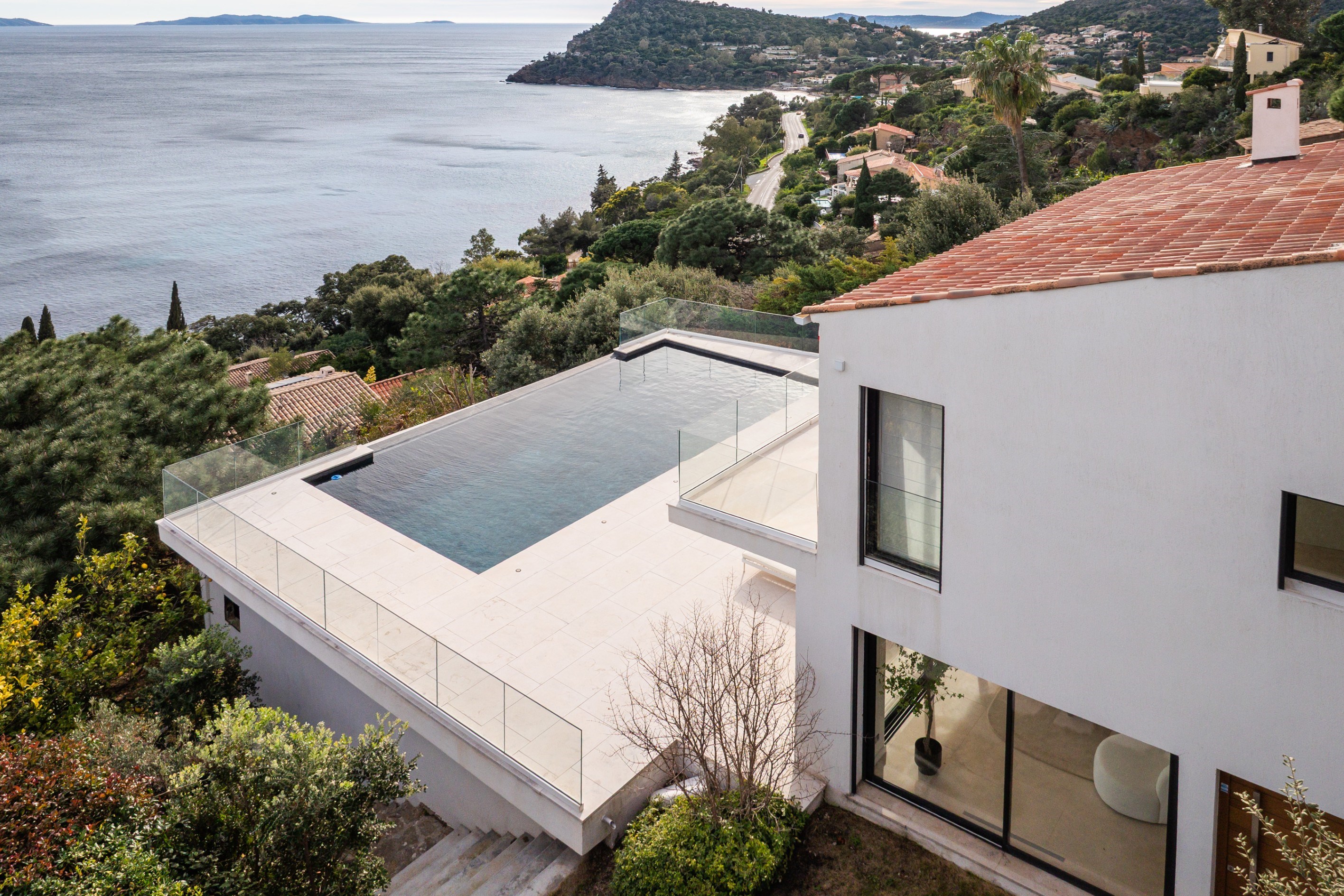  Rayol Canadel – Exceptional Contemporary Villa with Panoramic Sea View over Cap… - 物件實景