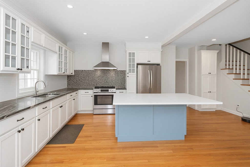 Billerica, Massachusetts, 01862, United States, 3 Bedrooms Bedrooms, ,3 BathroomsBathrooms,Residential,For Sale,1996389