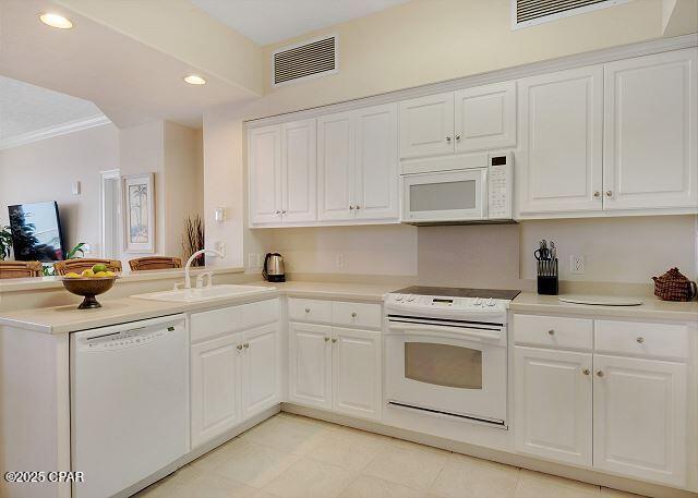 Panama City, Florida, 32408, United States, 2 Bedrooms Bedrooms, ,2 BathroomsBathrooms,Residential,For Sale,1976386