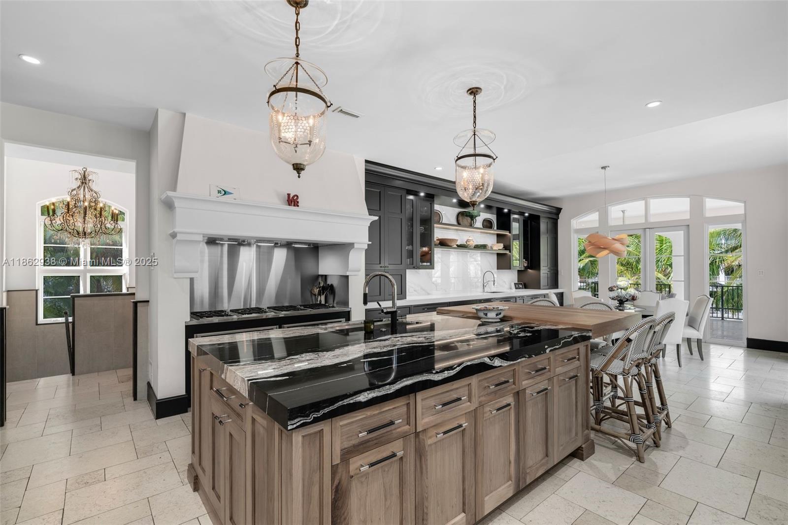 Miami, Florida, 33133, United States, 7 Bedrooms Bedrooms, ,9 BathroomsBathrooms,Residential,For Sale,1939364
