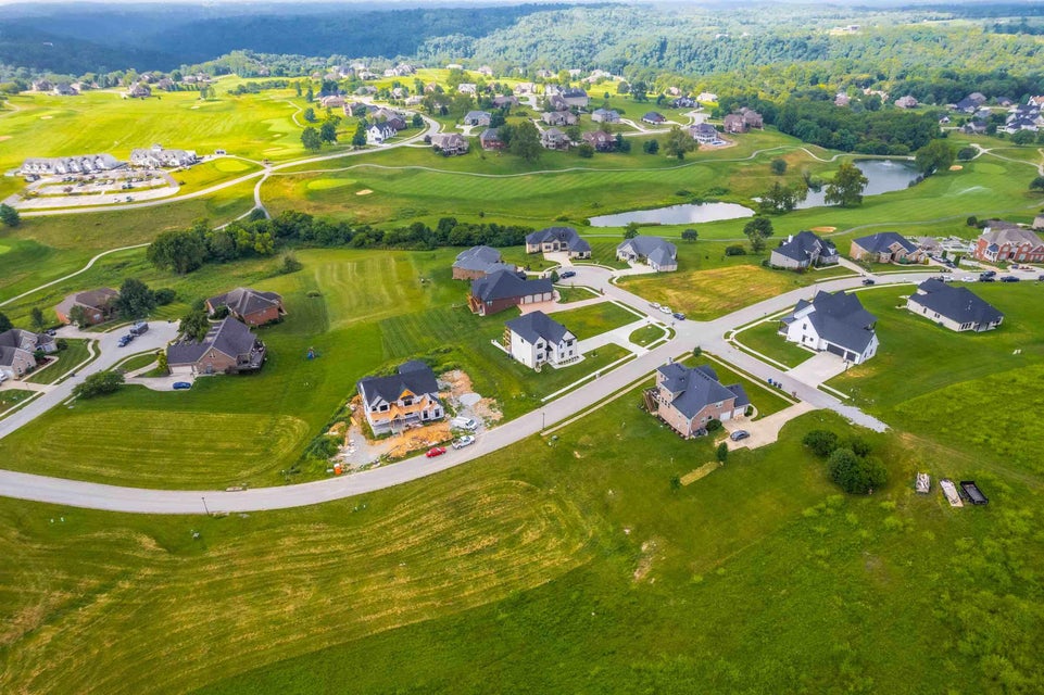 Richmond, Kentucky, 40475, United States, 5 Bedrooms Bedrooms, ,5 BathroomsBathrooms,Residential,For Sale,1881286