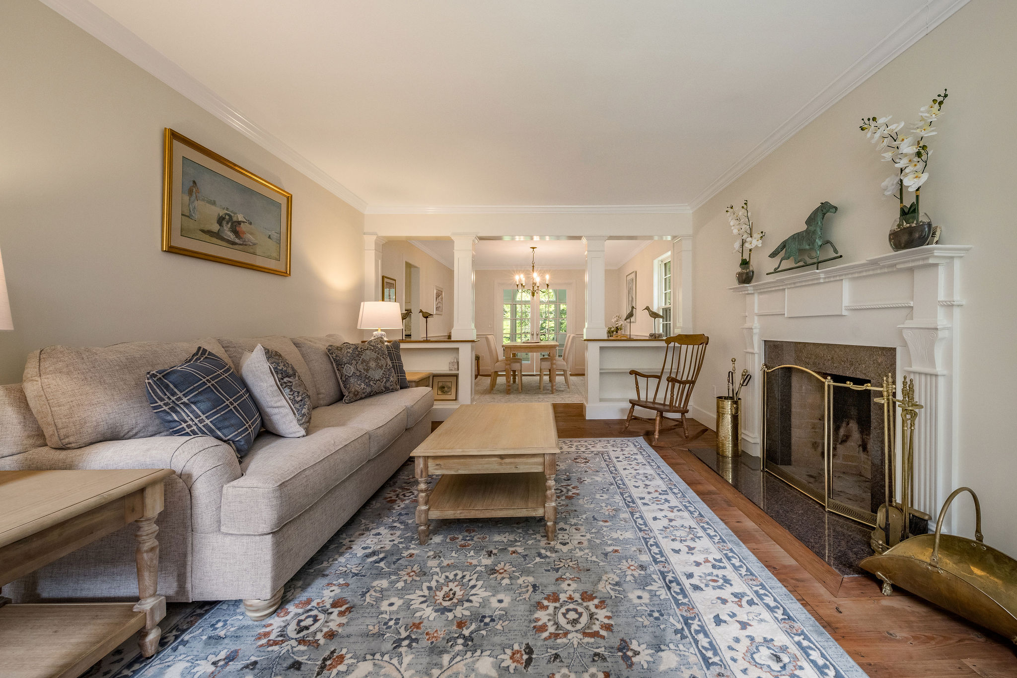  Experience shoreline luxury in this exceptional Colonial home - 物件實景