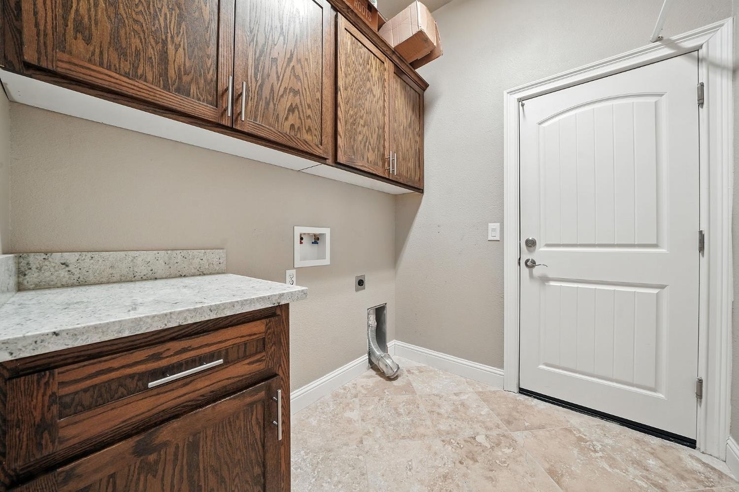 Valley Springs, California, 95252, United States, 3 Bedrooms Bedrooms, ,2 BathroomsBathrooms,Residential,For Sale,1943125