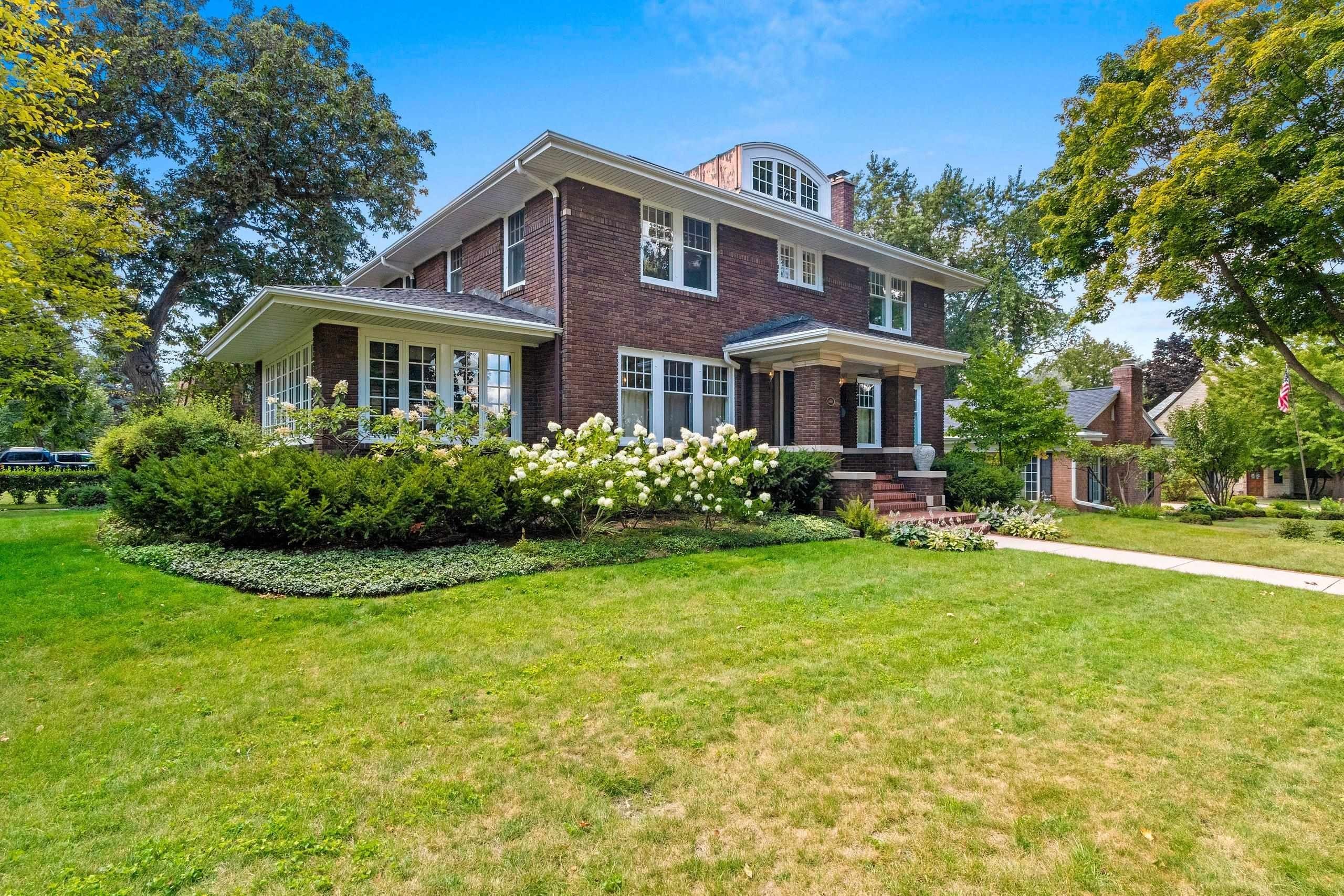 GREEN BAY, Wisconsin, 54301-3217, United States, 4 Bedrooms Bedrooms, ,3 BathroomsBathrooms,Residential,For Sale,1984503