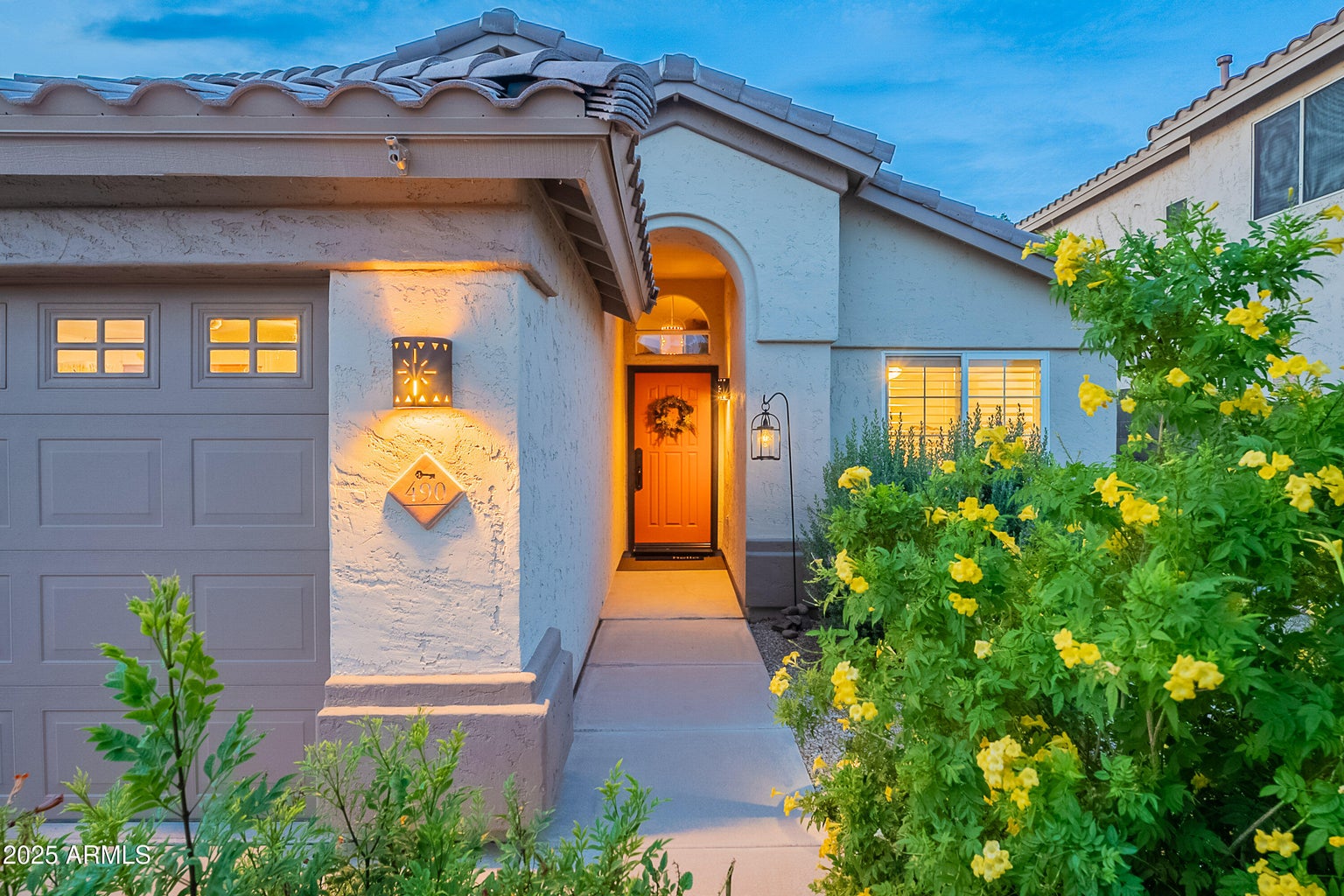 Gilbert, Arizona, 85233, United States, 3 Bedrooms Bedrooms, ,2 BathroomsBathrooms,Residential,For Sale,1944680