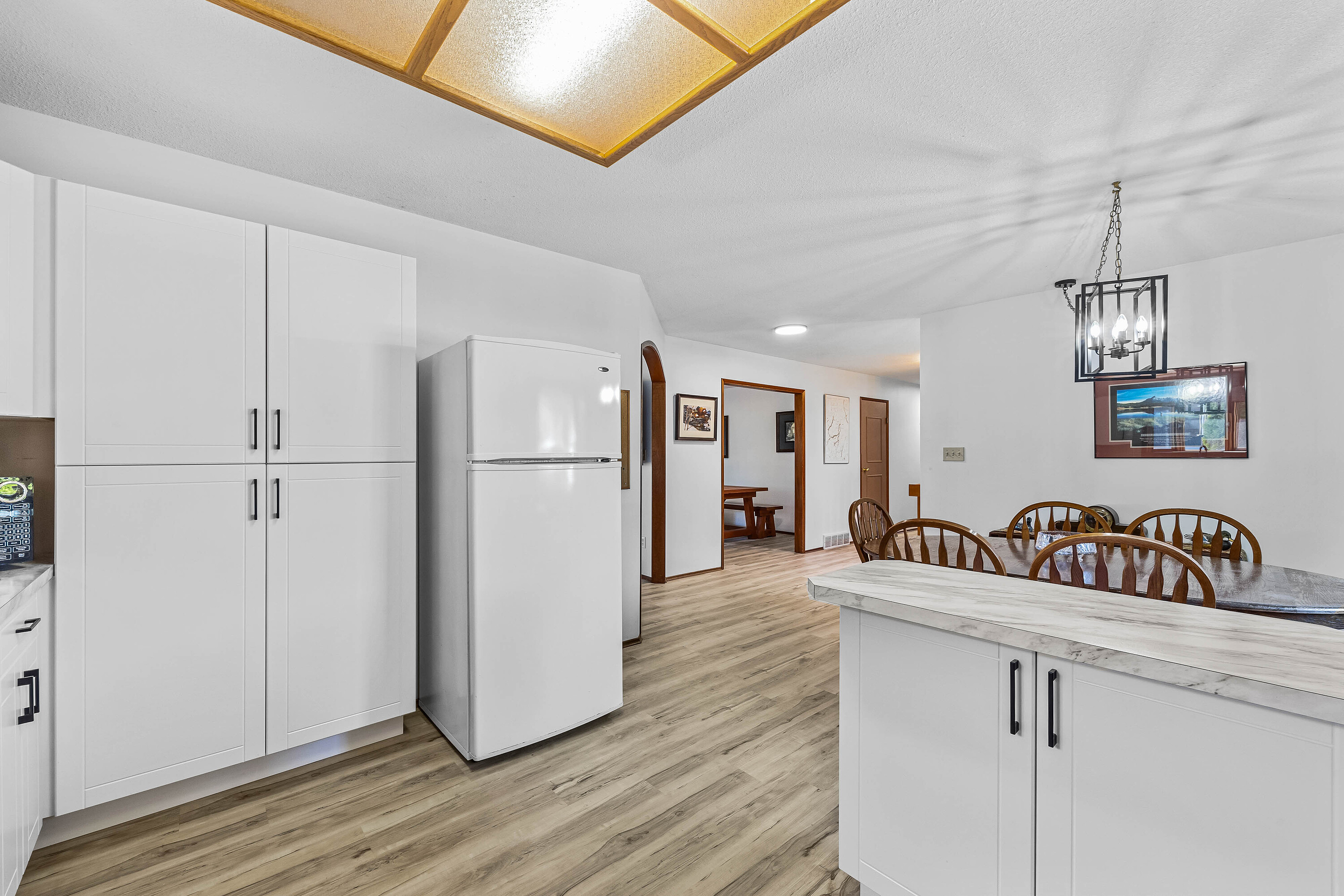  Salmon Arm, Thompson & Okanagan - 物件實景