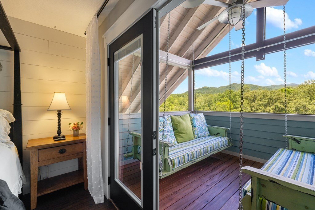 Hayesville, North Carolina, 28904, United States, 3 Bedrooms Bedrooms, ,4 BathroomsBathrooms,Residential,For Sale,1831924