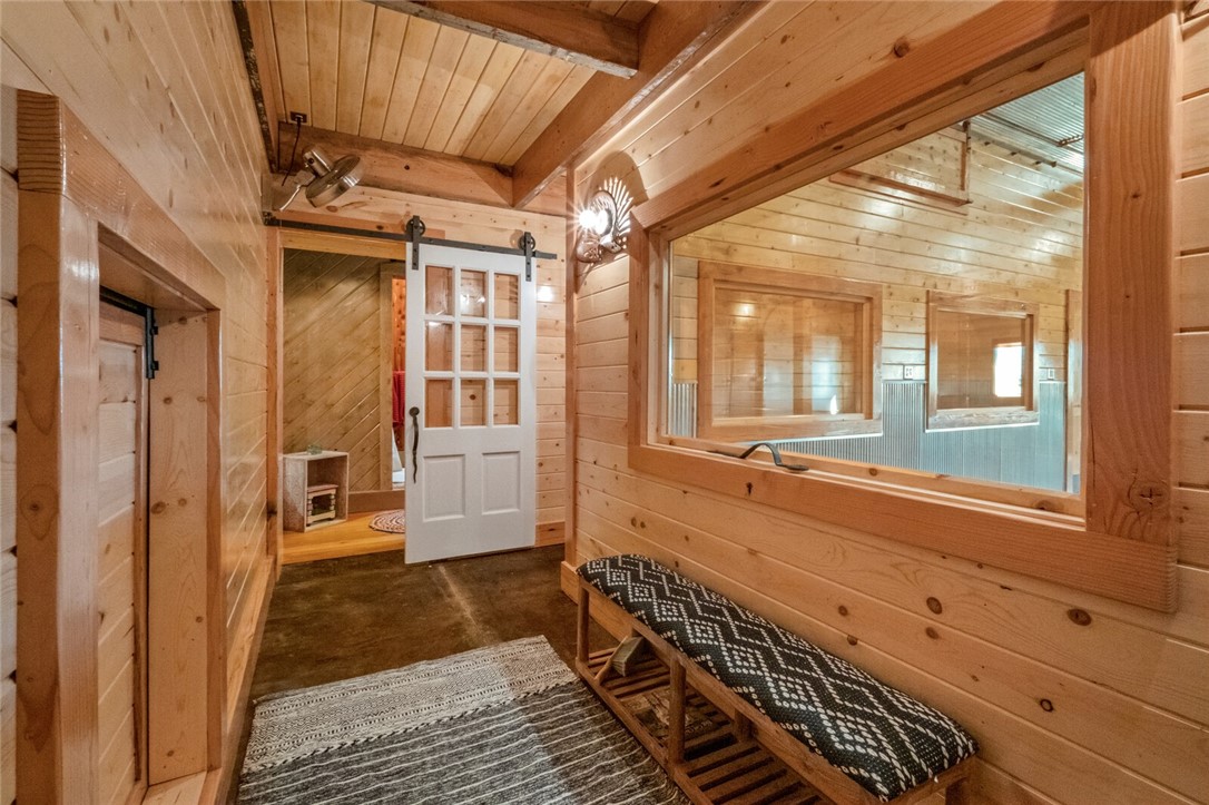 Eureka Springs, Arkansas, 72631, United States, 7 Bedrooms Bedrooms, ,7 BathroomsBathrooms,Residential,For Sale,1837510