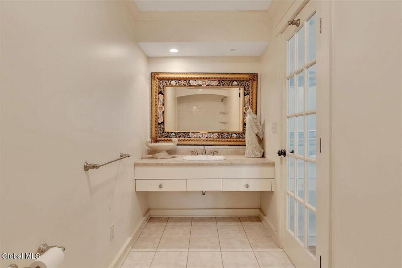 Queensbury, New York, 12804, United States, 4 Bedrooms Bedrooms, ,4 BathroomsBathrooms,Residential,For Sale,2003440