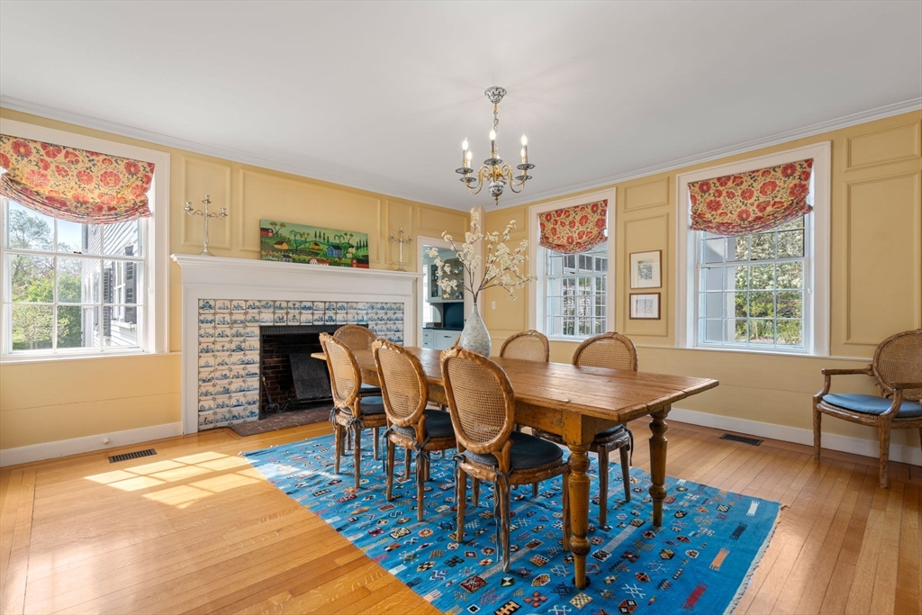 Sudbury, Massachusetts, 01776, United States, 6 Bedrooms Bedrooms, ,6 BathroomsBathrooms,Residential,For Sale,1804131