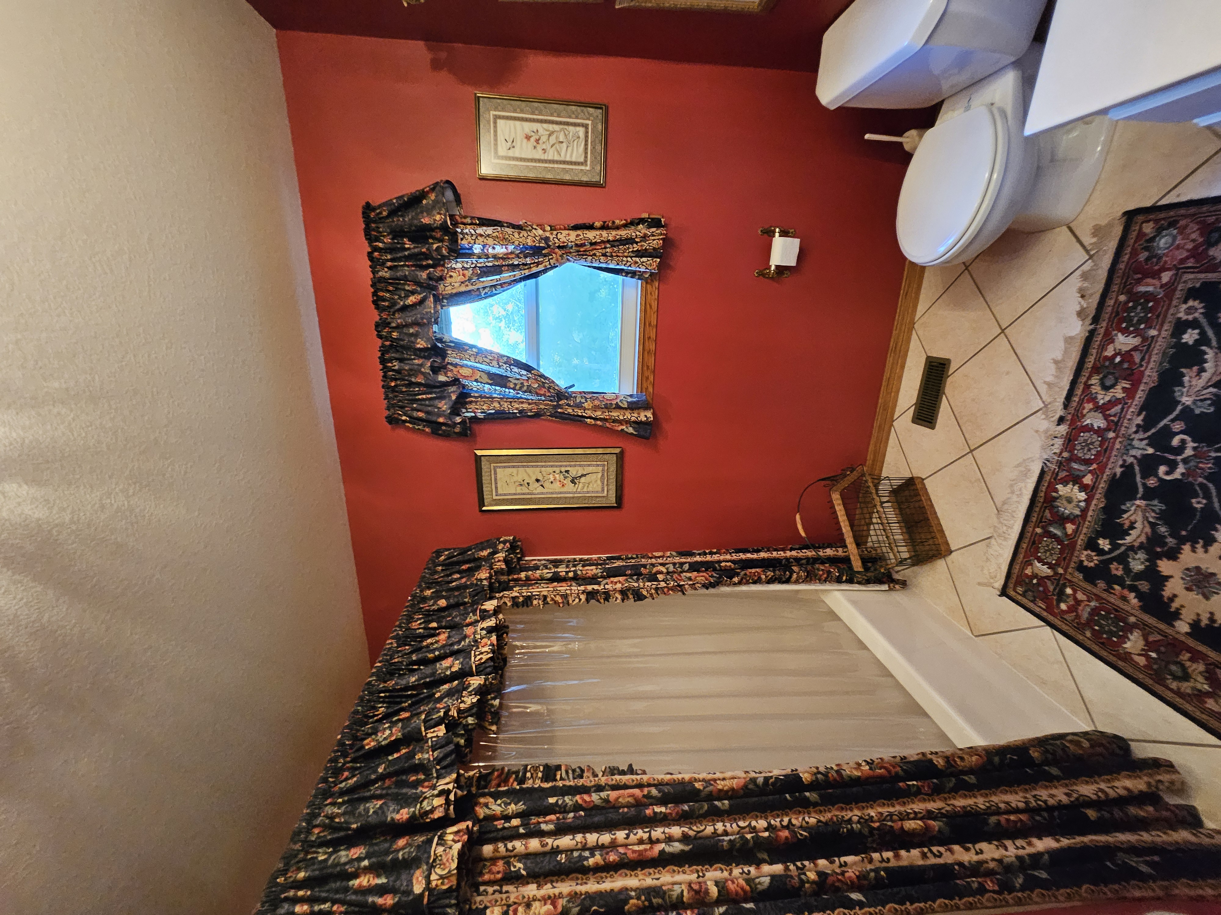 Pierce City, Missouri, 65723, United States, 5 Bedrooms Bedrooms, ,3 BathroomsBathrooms,Residential,For Sale,1984282