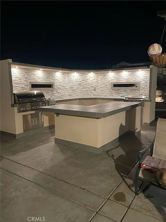 Victorville, California, 92392, United States, 5 Bedrooms Bedrooms, ,4 BathroomsBathrooms,Residential,For Sale,1984455