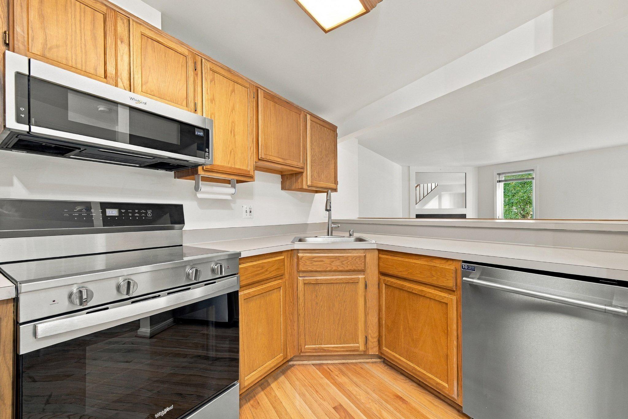  5909 Saint Giles Way, Alexandria, VA, 22315 - 物件實景