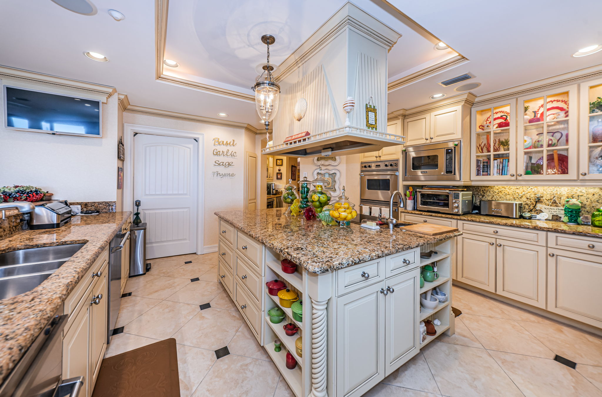 ST Pete Beach, Florida, 33706, United States, 3 Bedrooms Bedrooms, ,4 BathroomsBathrooms,Residential,For Sale,1810563
