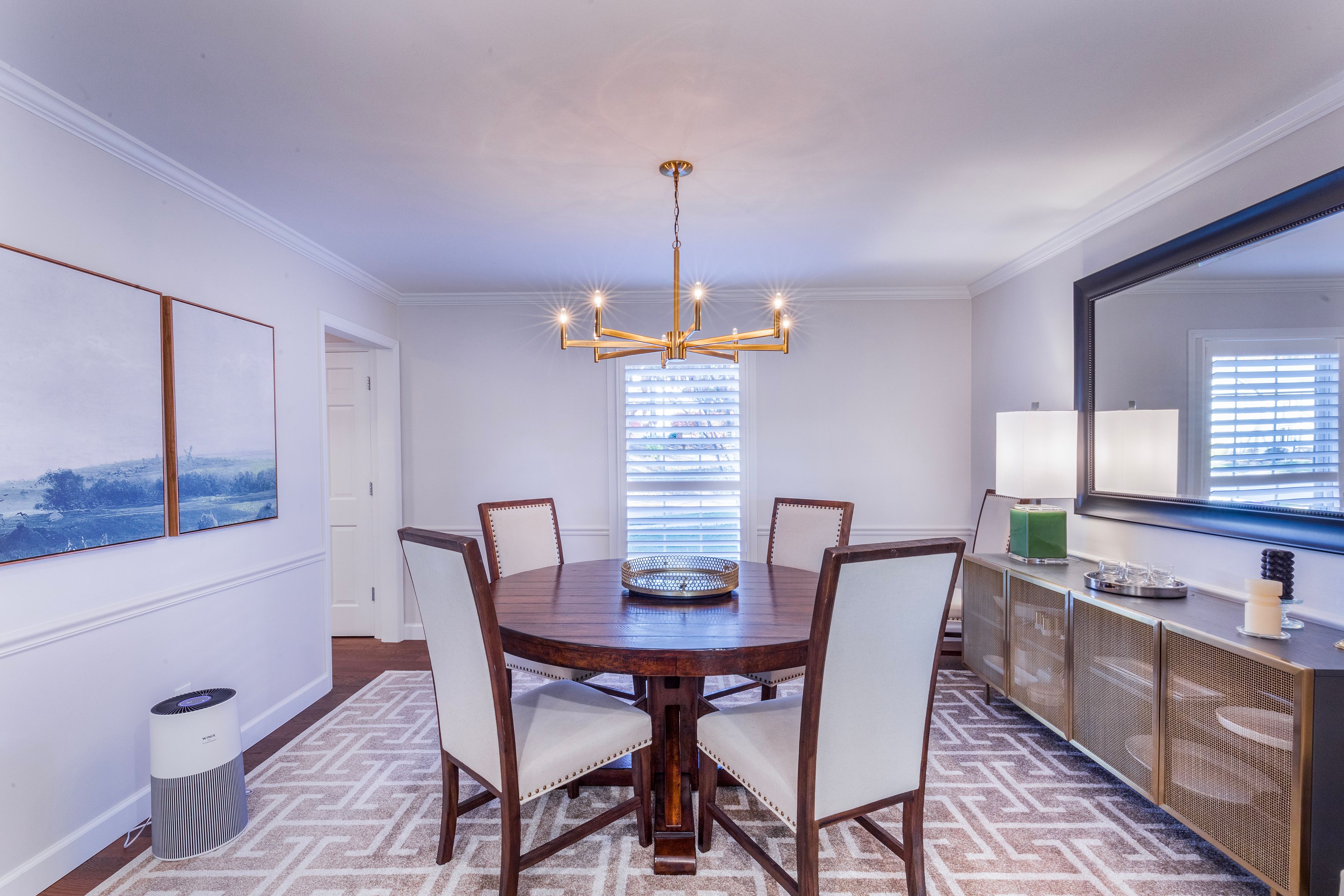  Elegant Corner Lot Home with Modern Luxury and Stunning Details - 物件實景