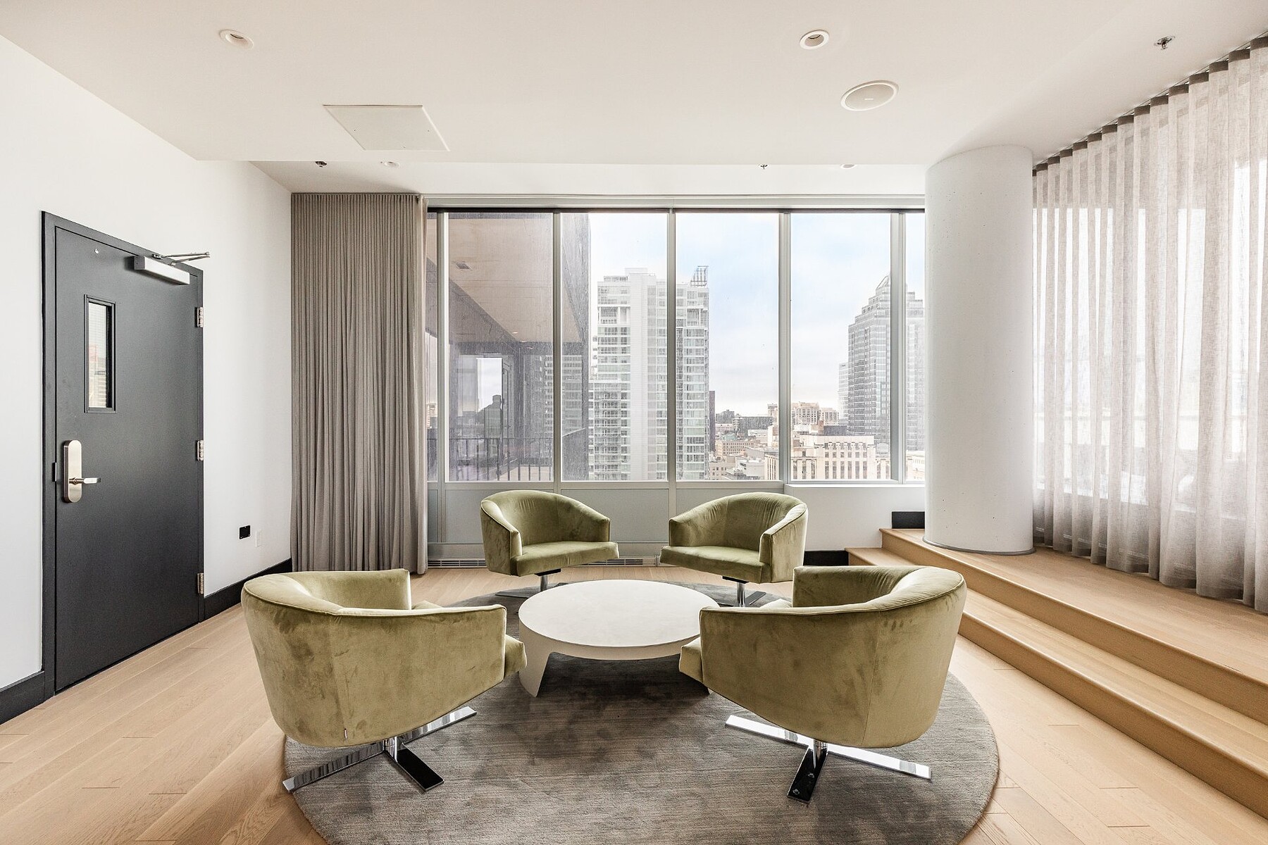 One Square Phillips PH 5204 - 物件實景