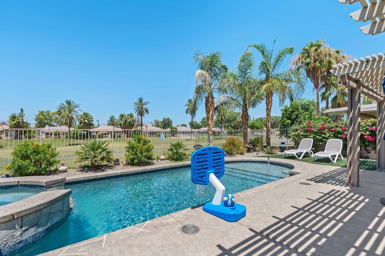 Indio, California, 92201, United States, 4 Bedrooms Bedrooms, ,3 BathroomsBathrooms,Residential,For Sale,1925856