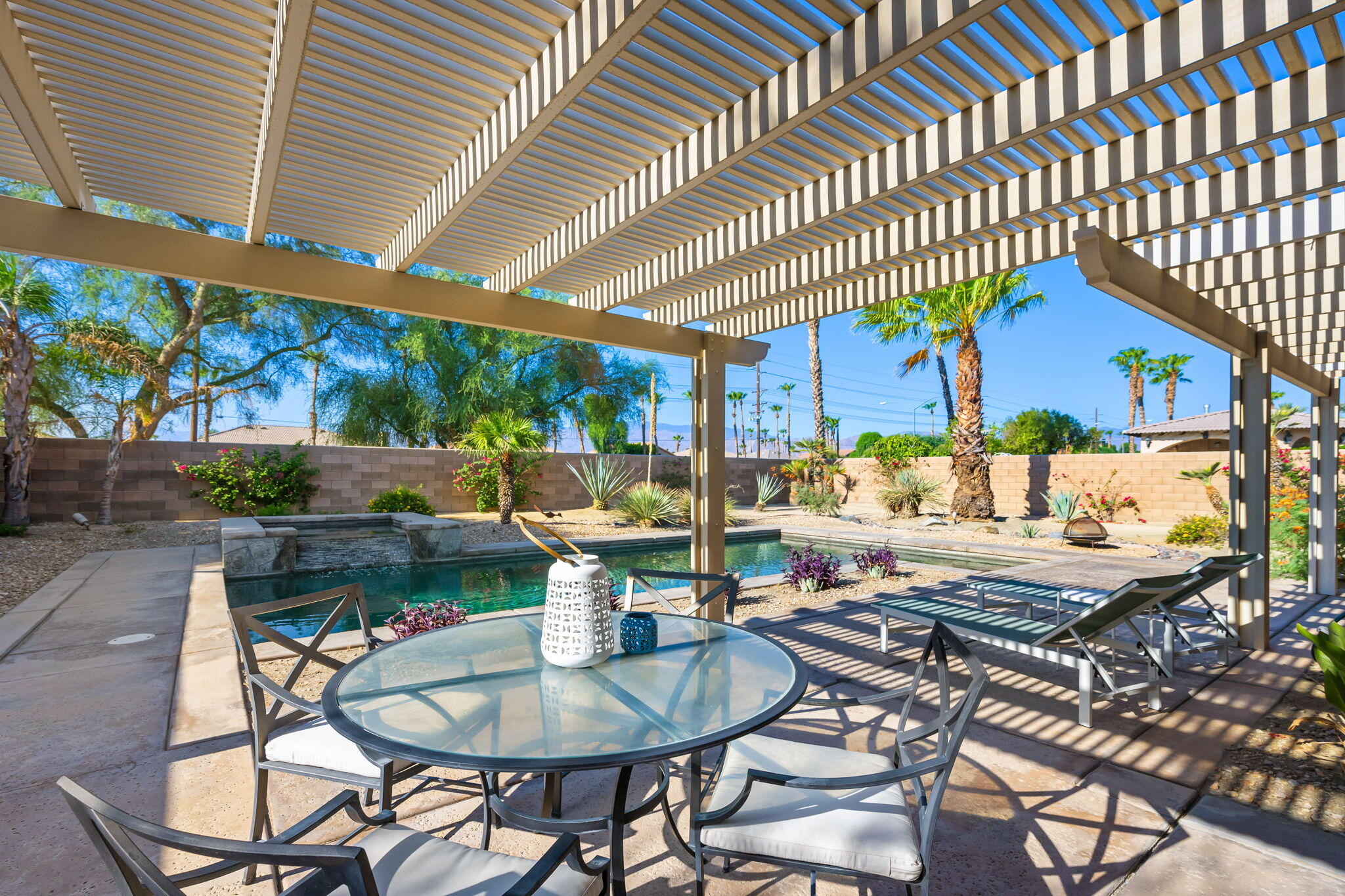 Indio, California, 92201, United States, 3 Bedrooms Bedrooms, ,2 BathroomsBathrooms,Residential,For Sale,1910889