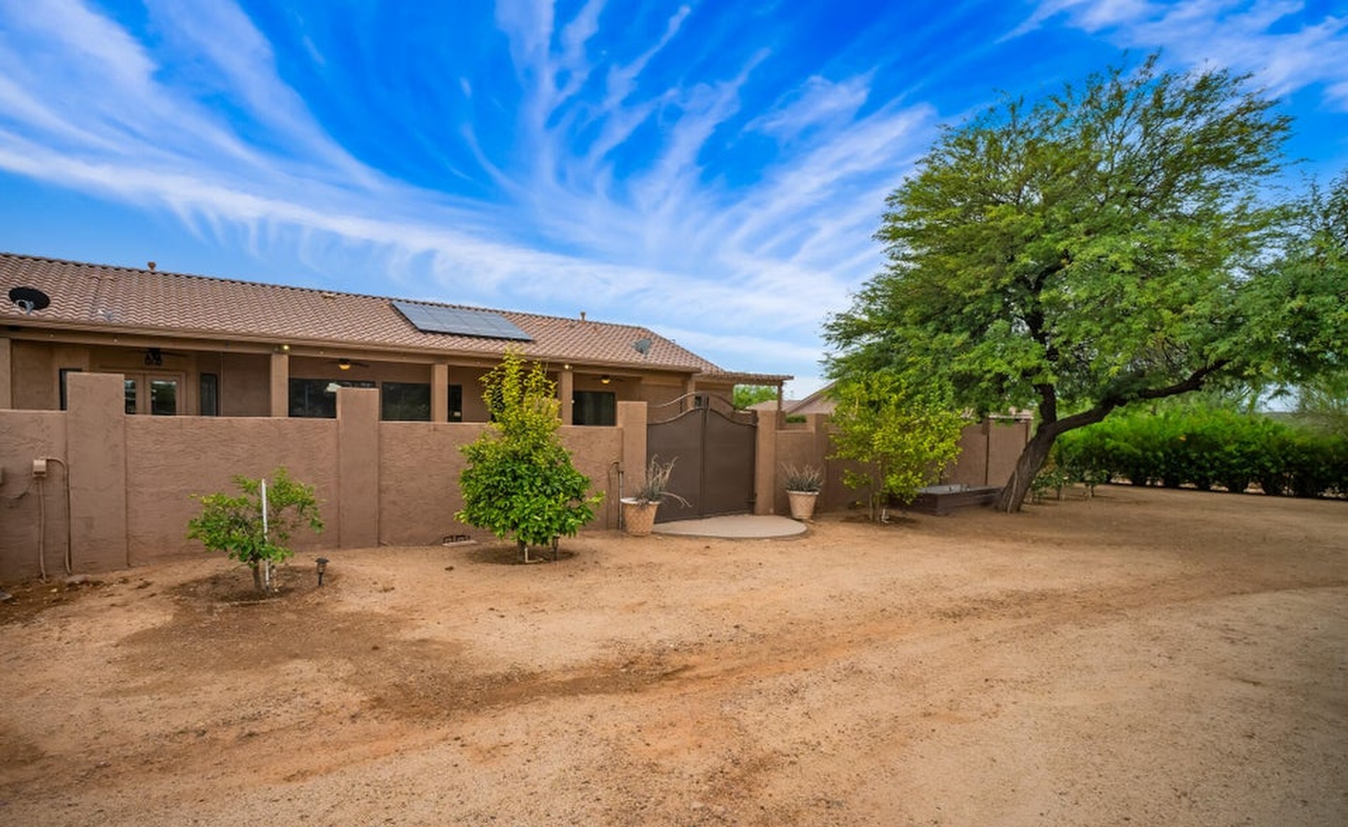  512 E Jordon Lane  Phoenix, AZ - 物件實景