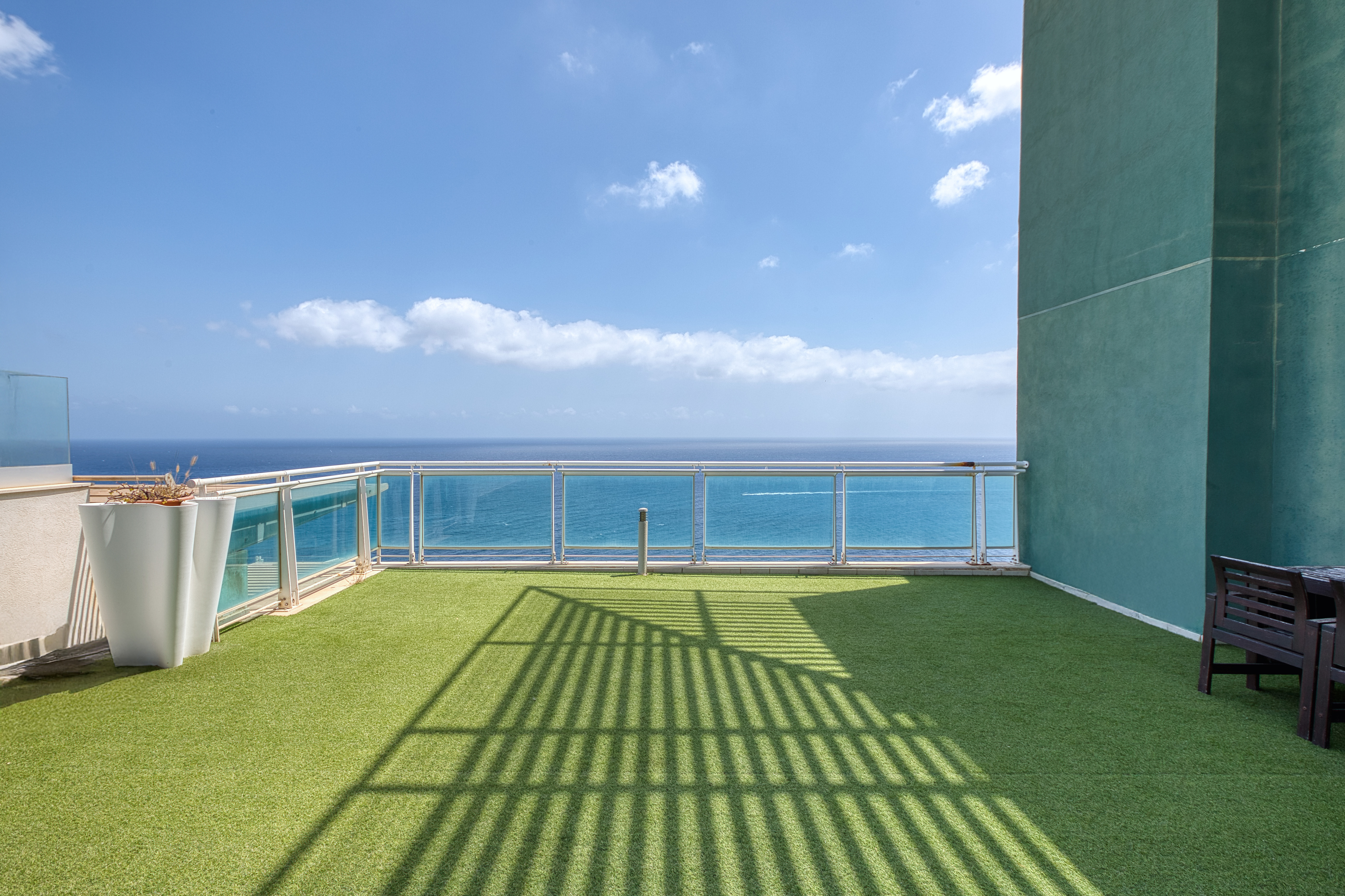  Seafront Duplex Penthouse with Pool - 物件實景