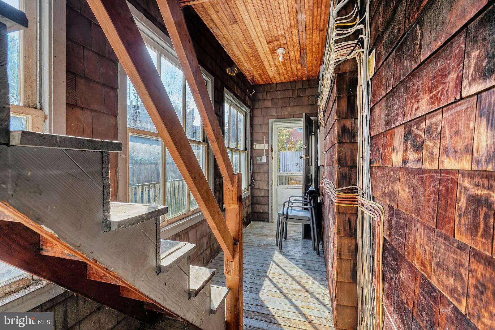 Annapolis, Maryland, 21401, United States, 4 Bedrooms Bedrooms, ,3 BathroomsBathrooms,Residential,For Sale,2002479