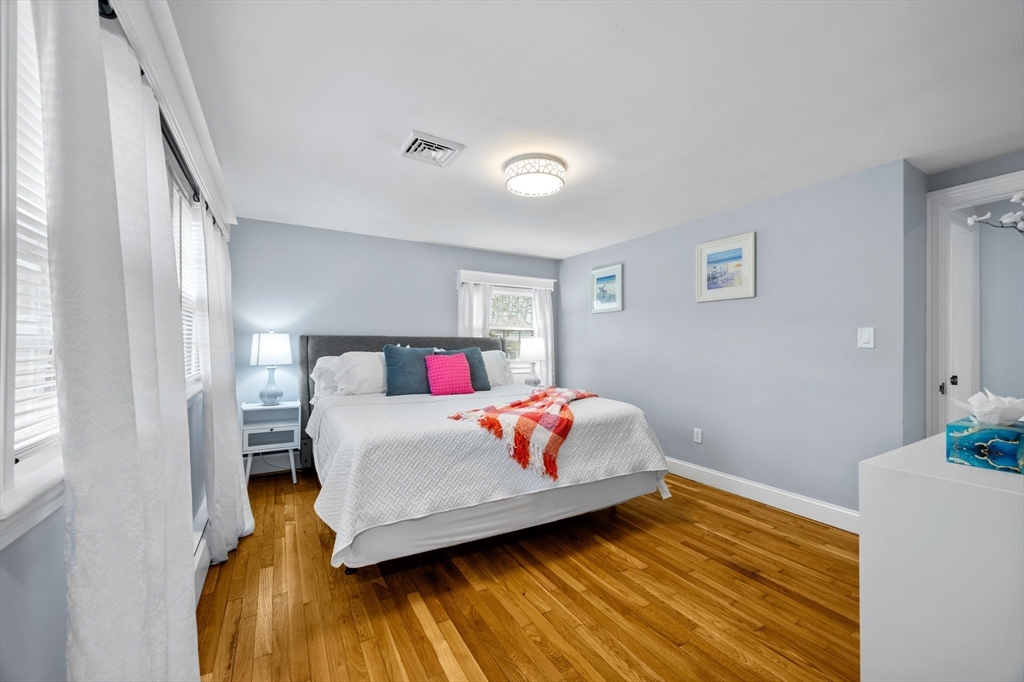 Yarmouth, Massachusetts, 02664, United States, 3 Bedrooms Bedrooms, ,2 BathroomsBathrooms,Residential,For Sale,2002259