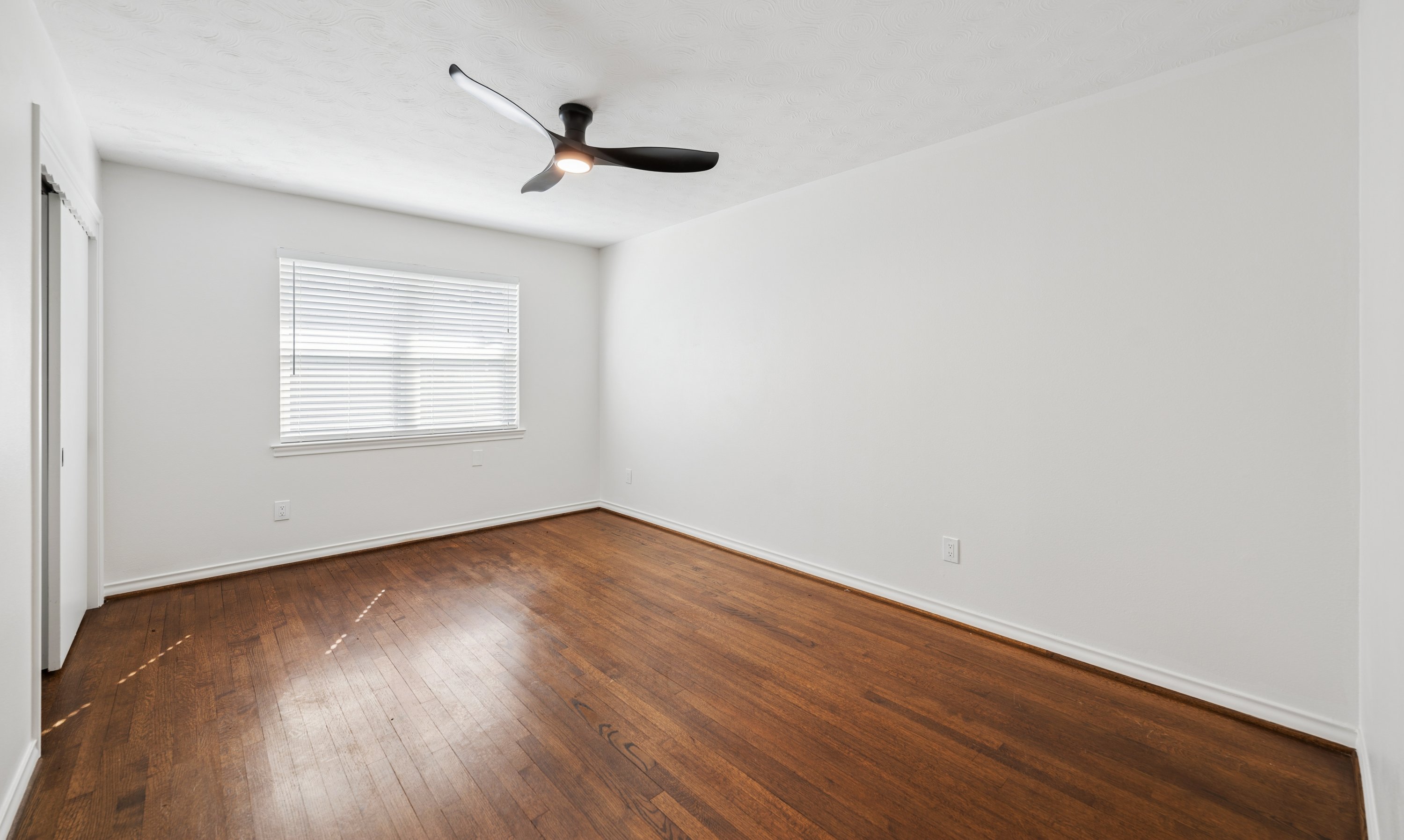  8338 Banquo Drive, Dallas, TX, 75228 - 物件實景
