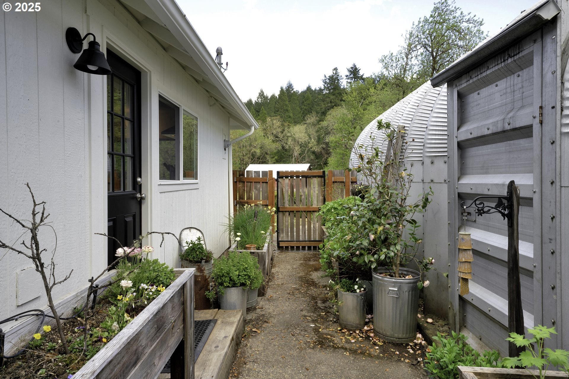 Roseburg, Oregon, 97471, United States, 3 Bedrooms Bedrooms, ,2 BathroomsBathrooms,Residential,For Sale,1793843
