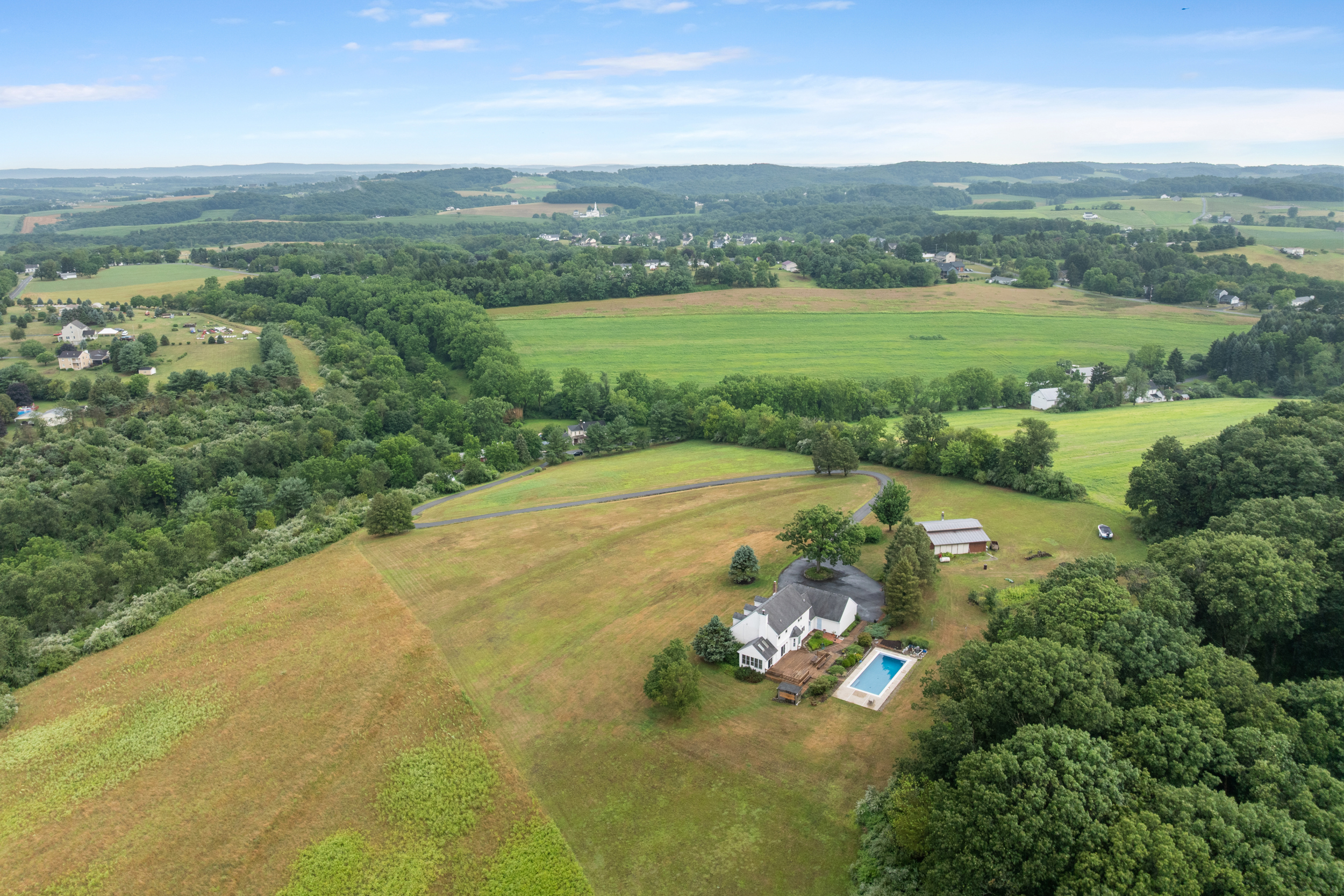 New Tripoli, Pennsylvania, 18066-2432, United States, 3 Bedrooms Bedrooms, ,3 BathroomsBathrooms,Residential,For Sale,1945015