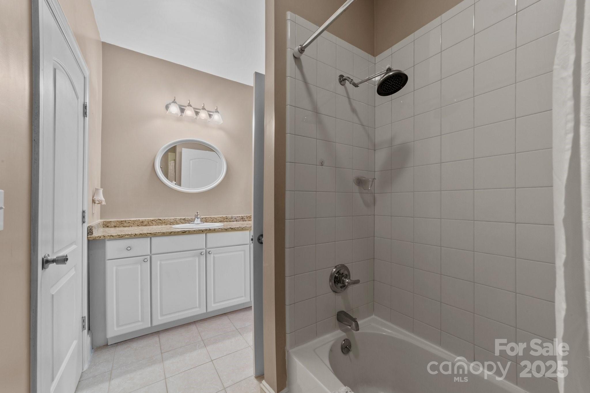 Salisbury, North Carolina, 28144, United States, 4 Bedrooms Bedrooms, ,4 BathroomsBathrooms,Residential,For Sale,1974637