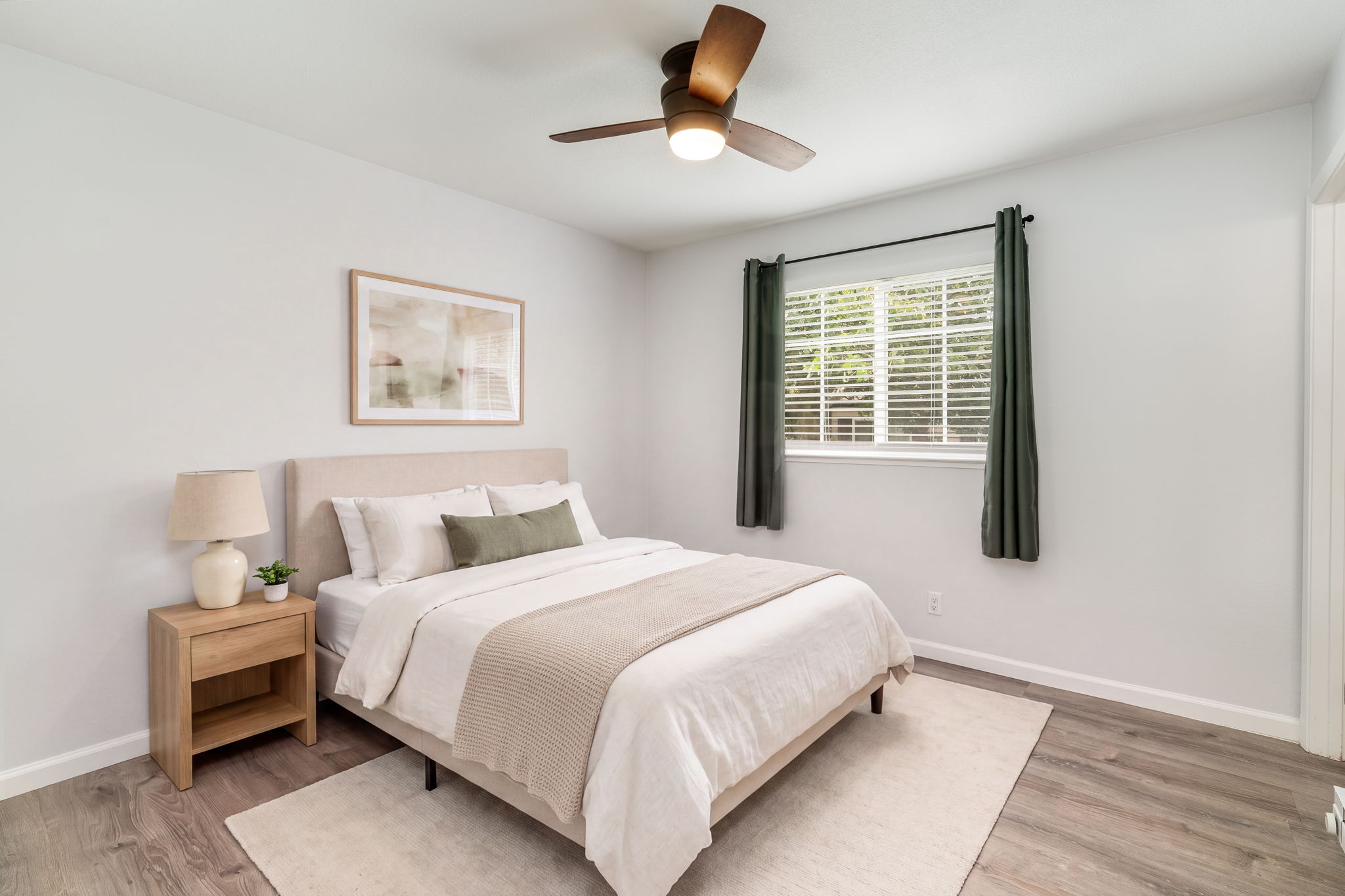  Inviting Single Level Townhouse - 物件實景