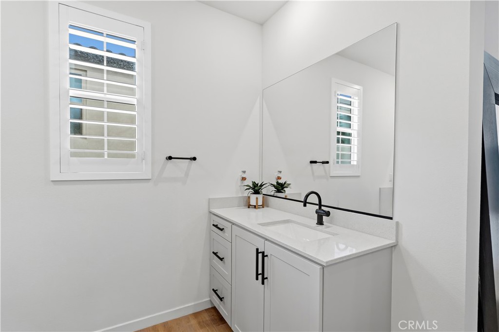 Fontana, California, 92336, United States, 3 Bedrooms Bedrooms, ,2 BathroomsBathrooms,Residential,For Sale,2037862
