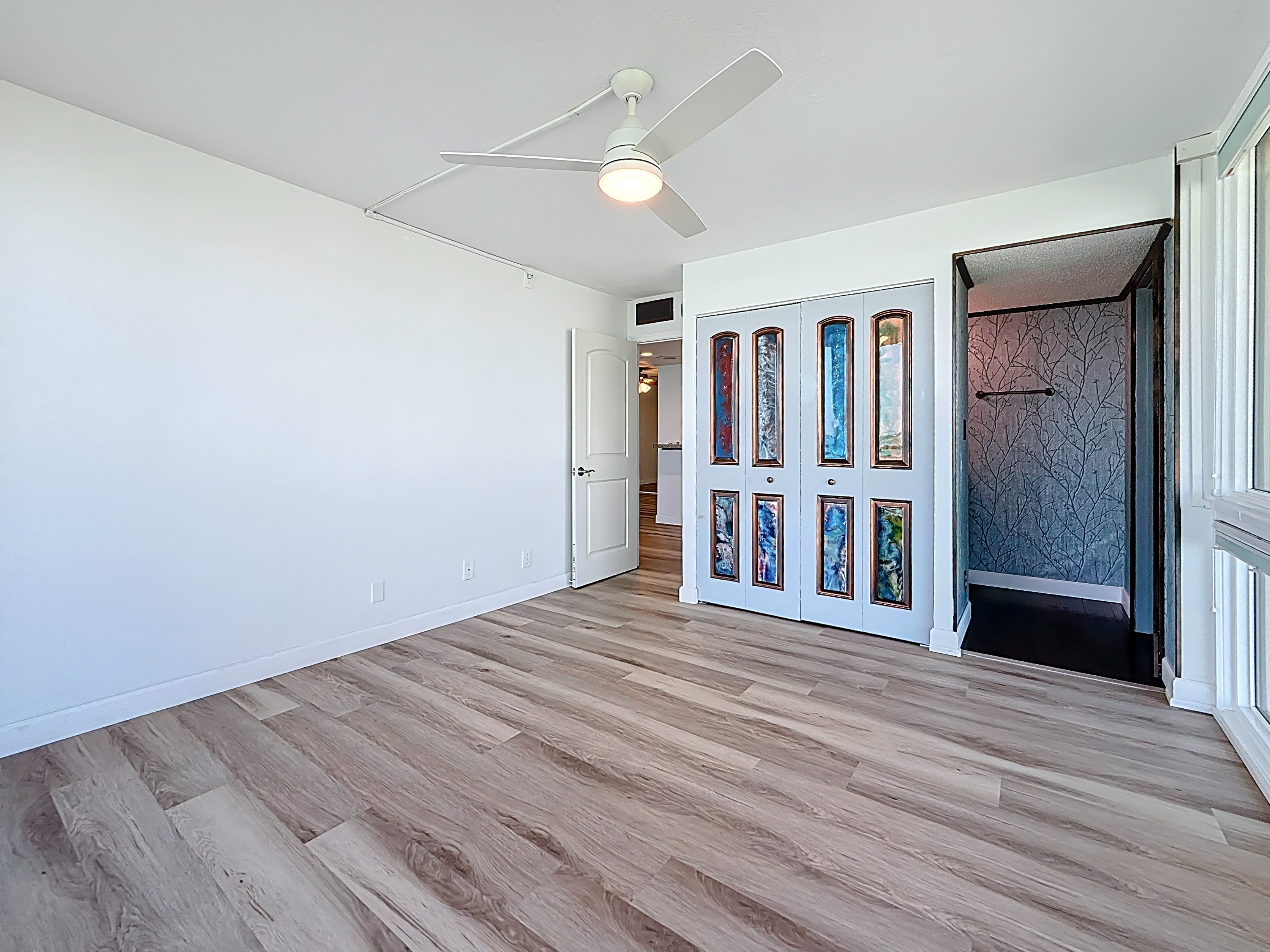 Treasure Island, Florida, 33706, United States, 3 Bedrooms Bedrooms, ,3 BathroomsBathrooms,Residential,For Sale,1983307