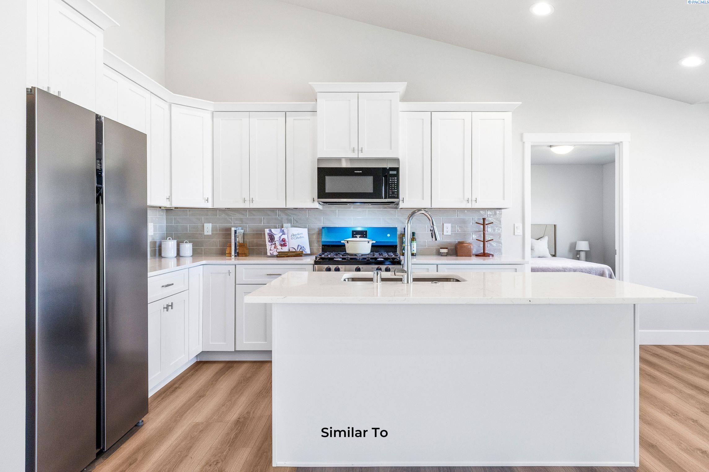 Kennewick, Washington, 99338, United States, 4 Bedrooms Bedrooms, ,1 BathroomBathrooms,Residential,For Sale,1959193