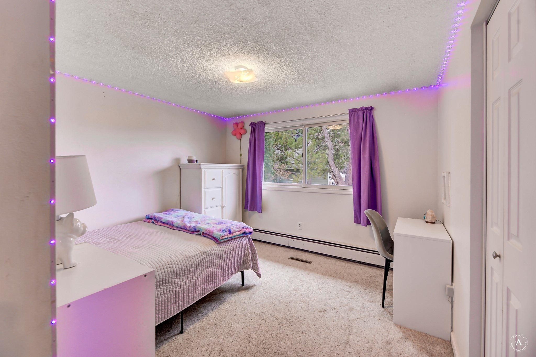 Helena, Montana, 59602, United States, 5 Bedrooms Bedrooms, ,3 BathroomsBathrooms,Residential,For Sale,1752683