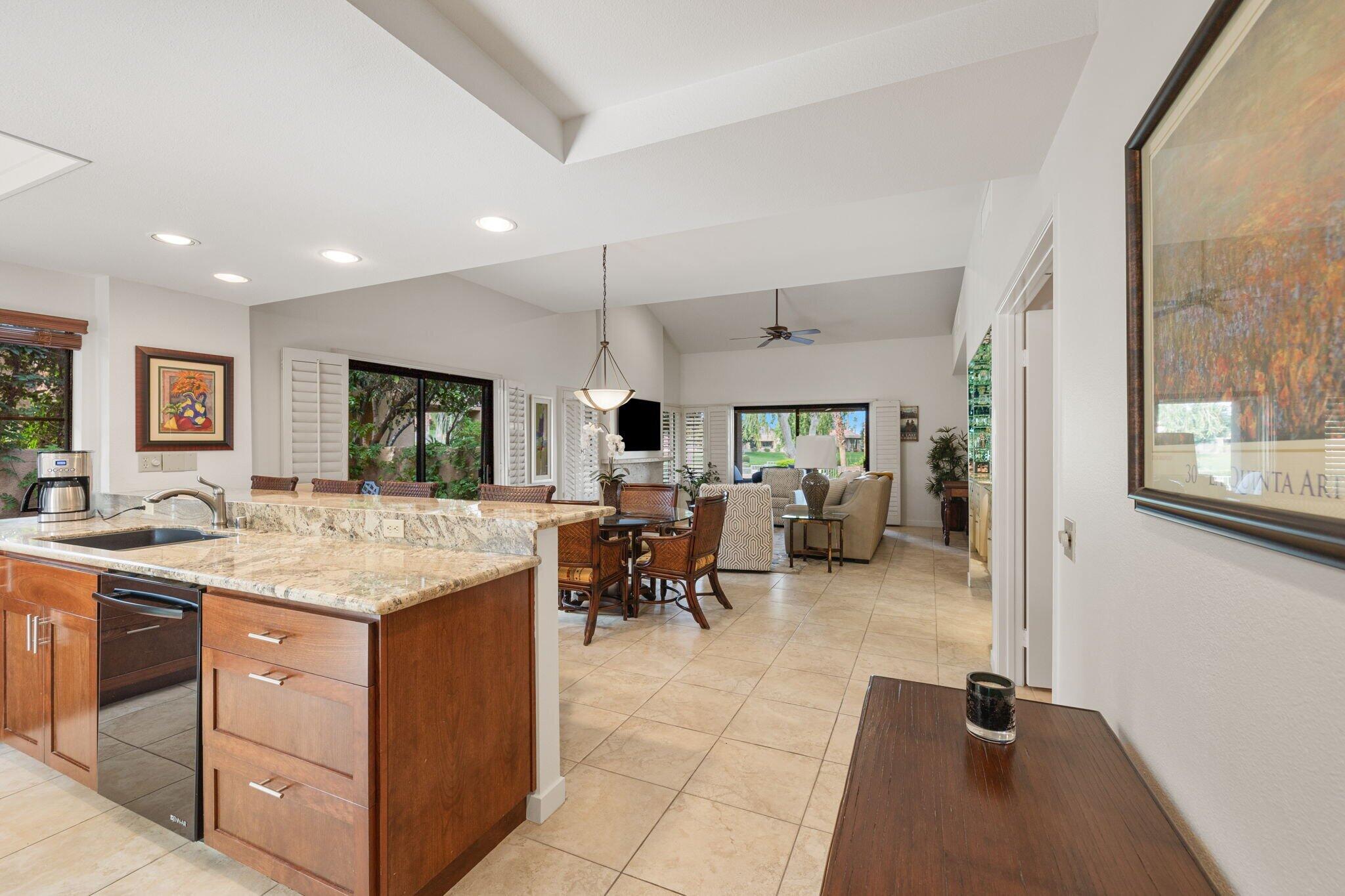 Palm Desert, California, 92260, United States, 2 Bedrooms Bedrooms, ,2 BathroomsBathrooms,Residential,For Sale,1987957