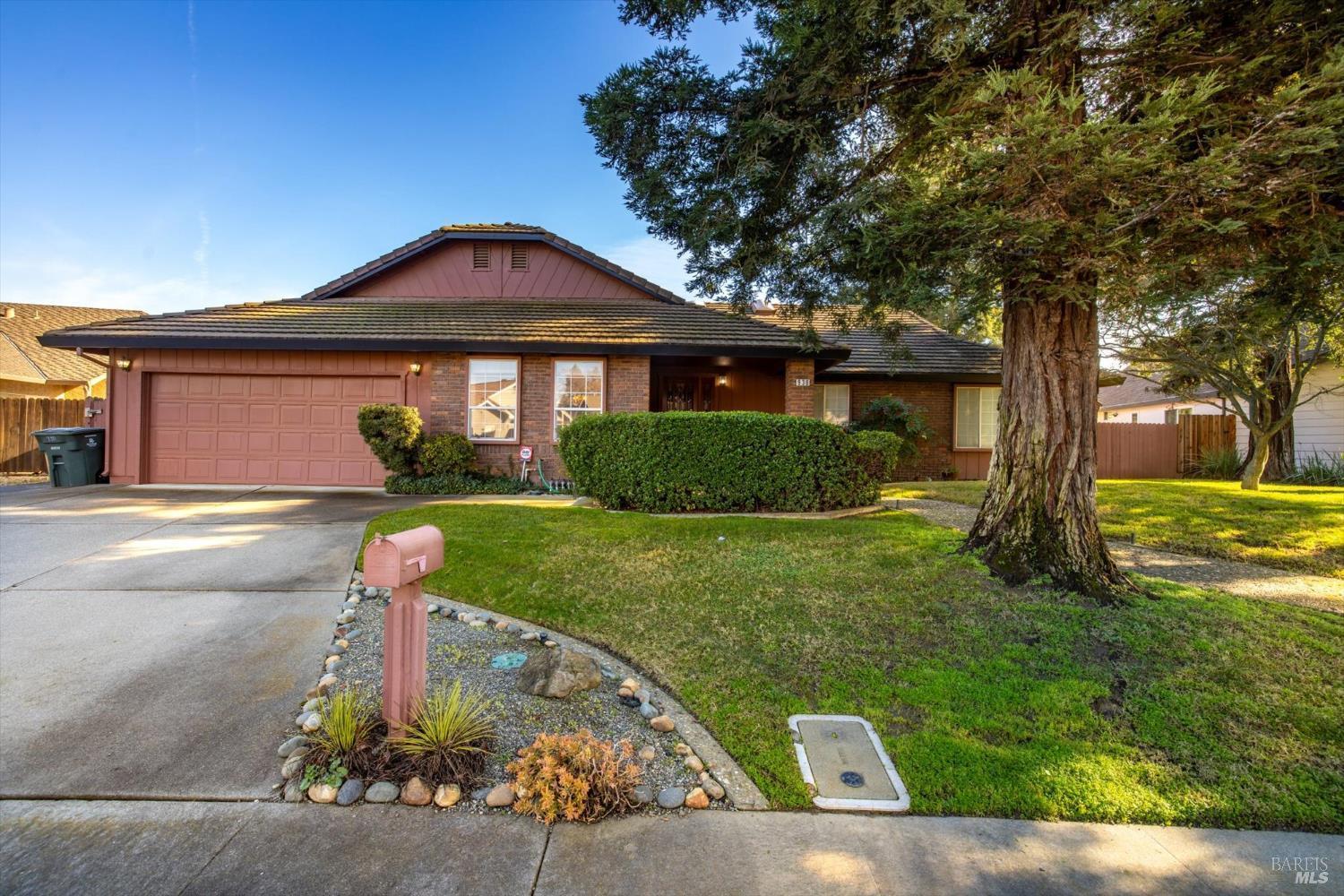 Dixon, California, 95620, United States, 3 Bedrooms Bedrooms, ,3 BathroomsBathrooms,Residential,For Sale,2012017