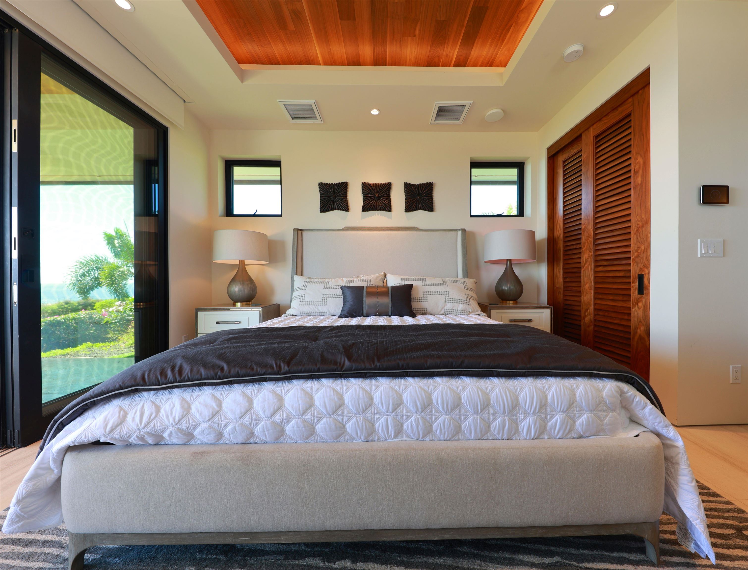 Lahaina, Hawaii, 96761, United States, 5 Bedrooms Bedrooms, ,6 BathroomsBathrooms,Residential,For Sale,1991051