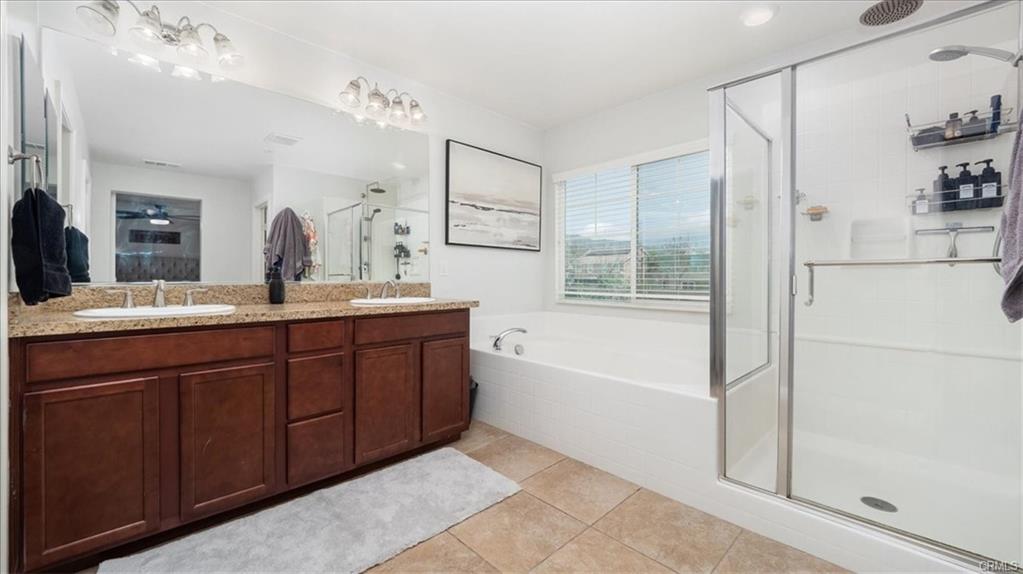 Downtown San Bernard, California, 92407, United States, 6 Bedrooms Bedrooms, ,4 BathroomsBathrooms,Residential,For Sale,1977096