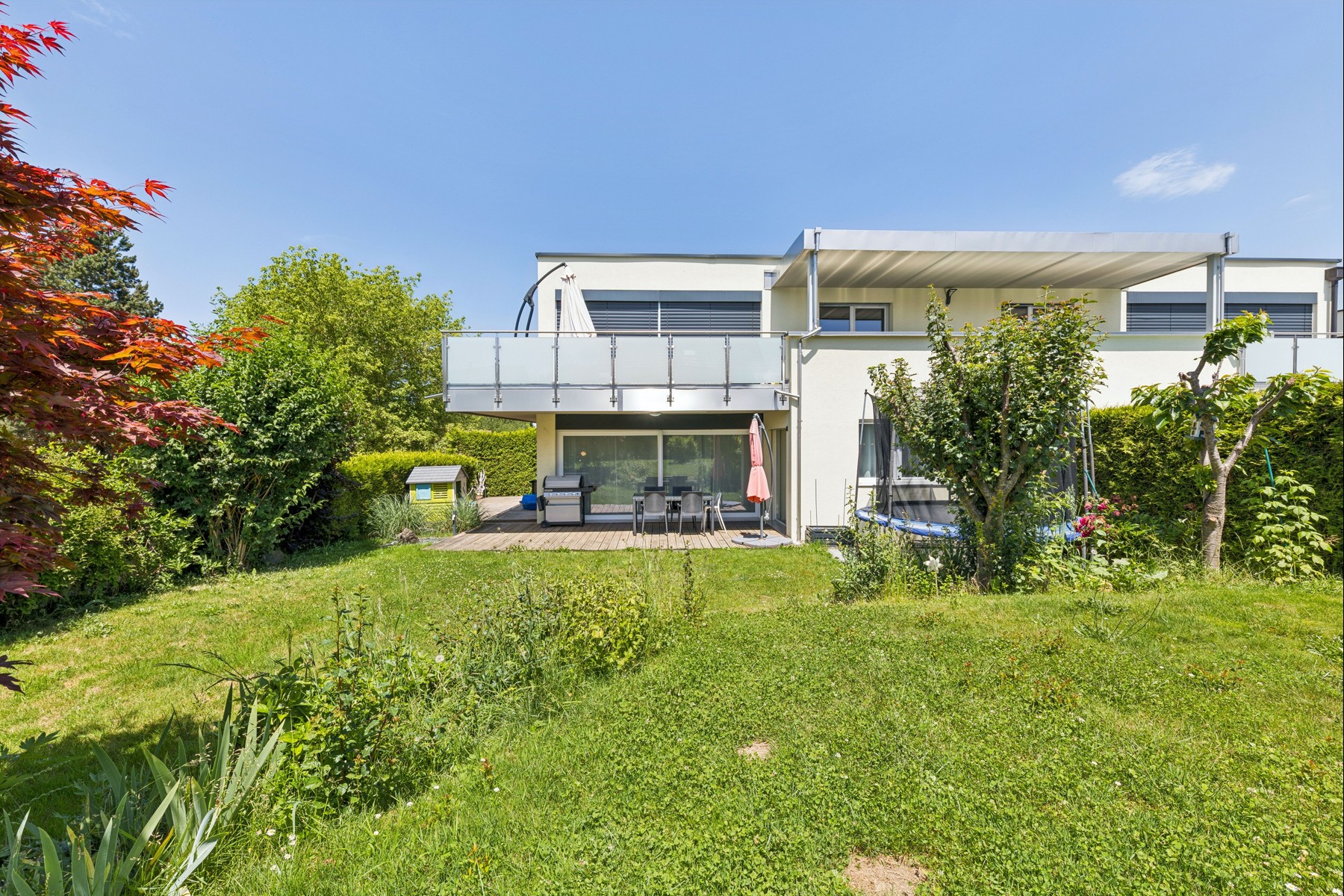  4.5-room ground-floor apartment with a terrace and garden - 物件實景