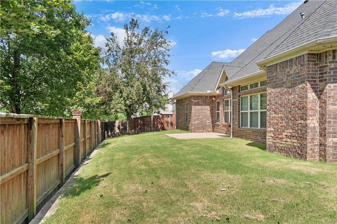 Fayetteville, Arkansas, 72704, United States, 5 Bedrooms Bedrooms, ,4 BathroomsBathrooms,Residential,For Sale,1877599