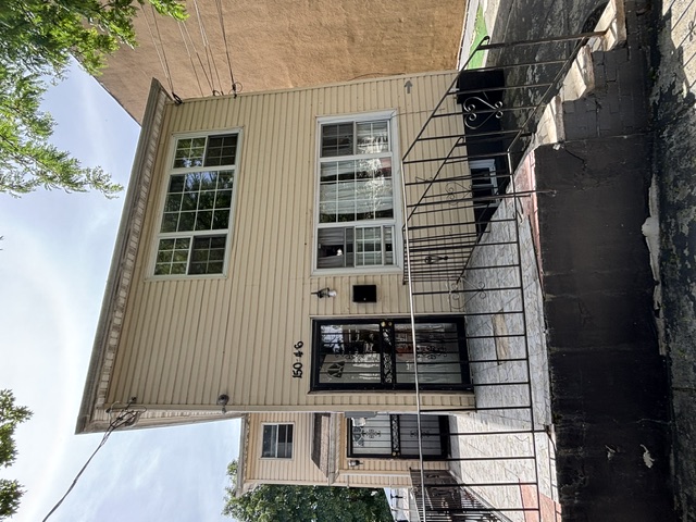 Jamaica, New York, 11433, United States, 4 Bedrooms Bedrooms, ,2 BathroomsBathrooms,Residential,For Sale,2049375