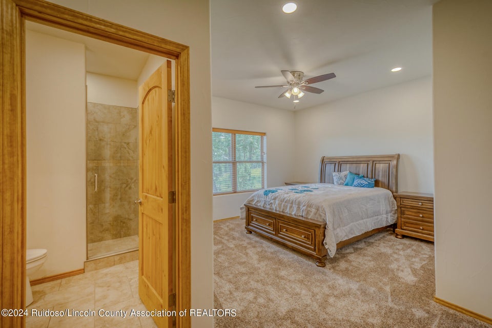 Ruidoso, New Mexico, 88345, United States, 4 Bedrooms Bedrooms, ,4 BathroomsBathrooms,Residential,For Sale,1921687