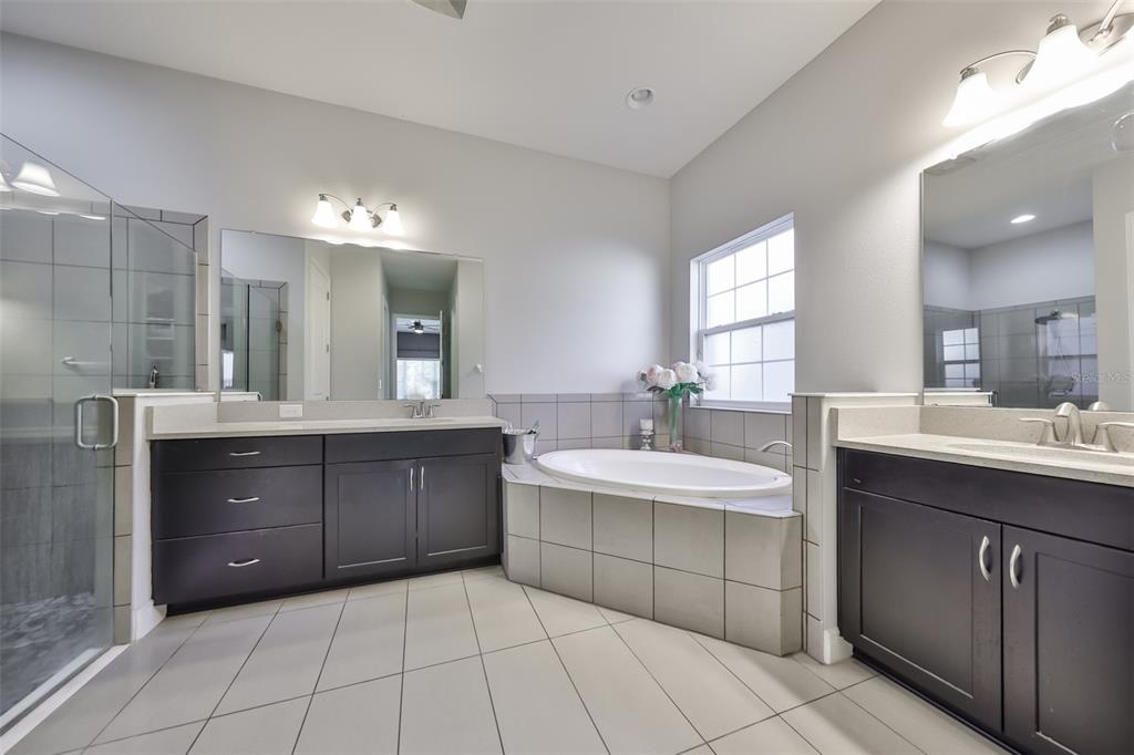 Apollo Beach, Florida, 33572, United States, 4 Bedrooms Bedrooms, ,3 BathroomsBathrooms,Residential,For Sale,1987477